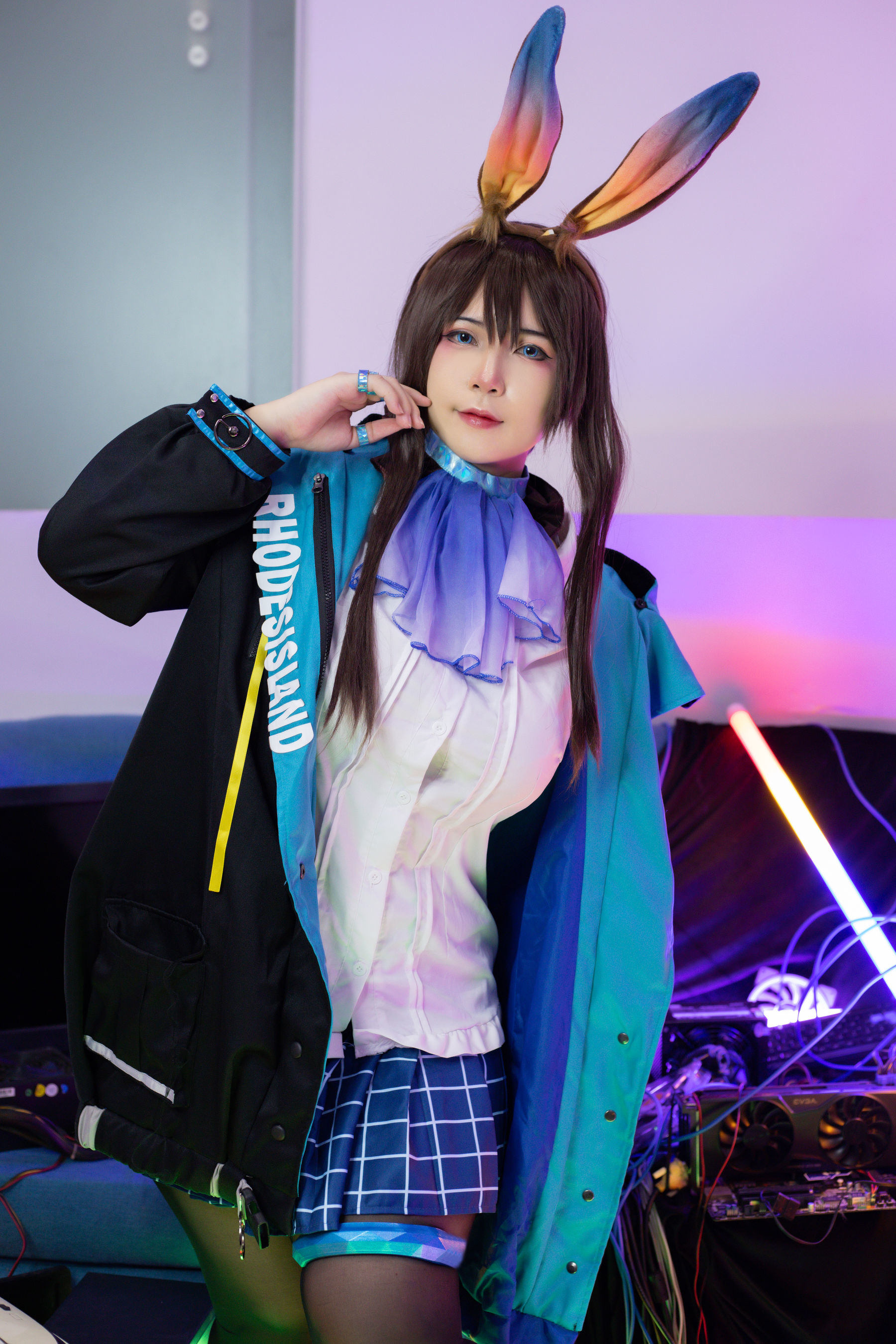 Internet Celebrity Cosplayer Photobook] Uy Uy - Amiya (Arknights)
