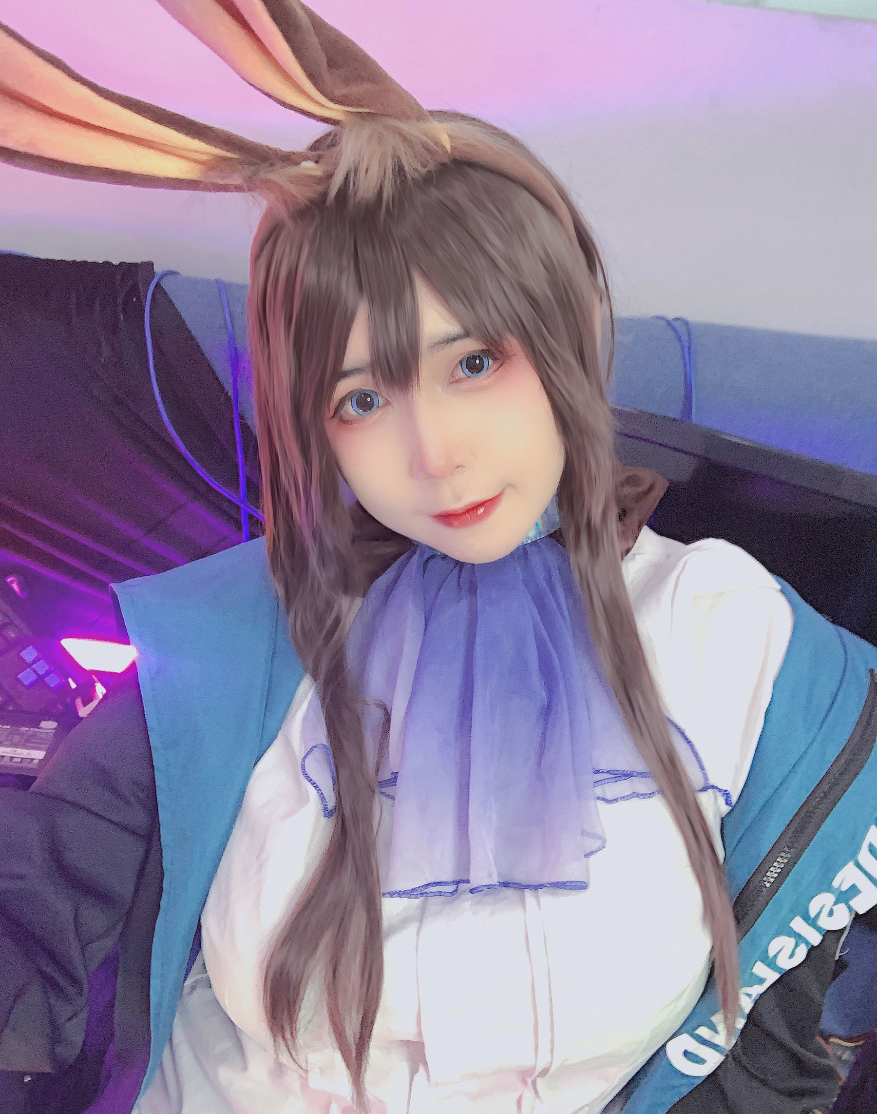 Sổ ảnh Coser Ngôi sao mạng] Uy Uy - Amiya (Arknights)