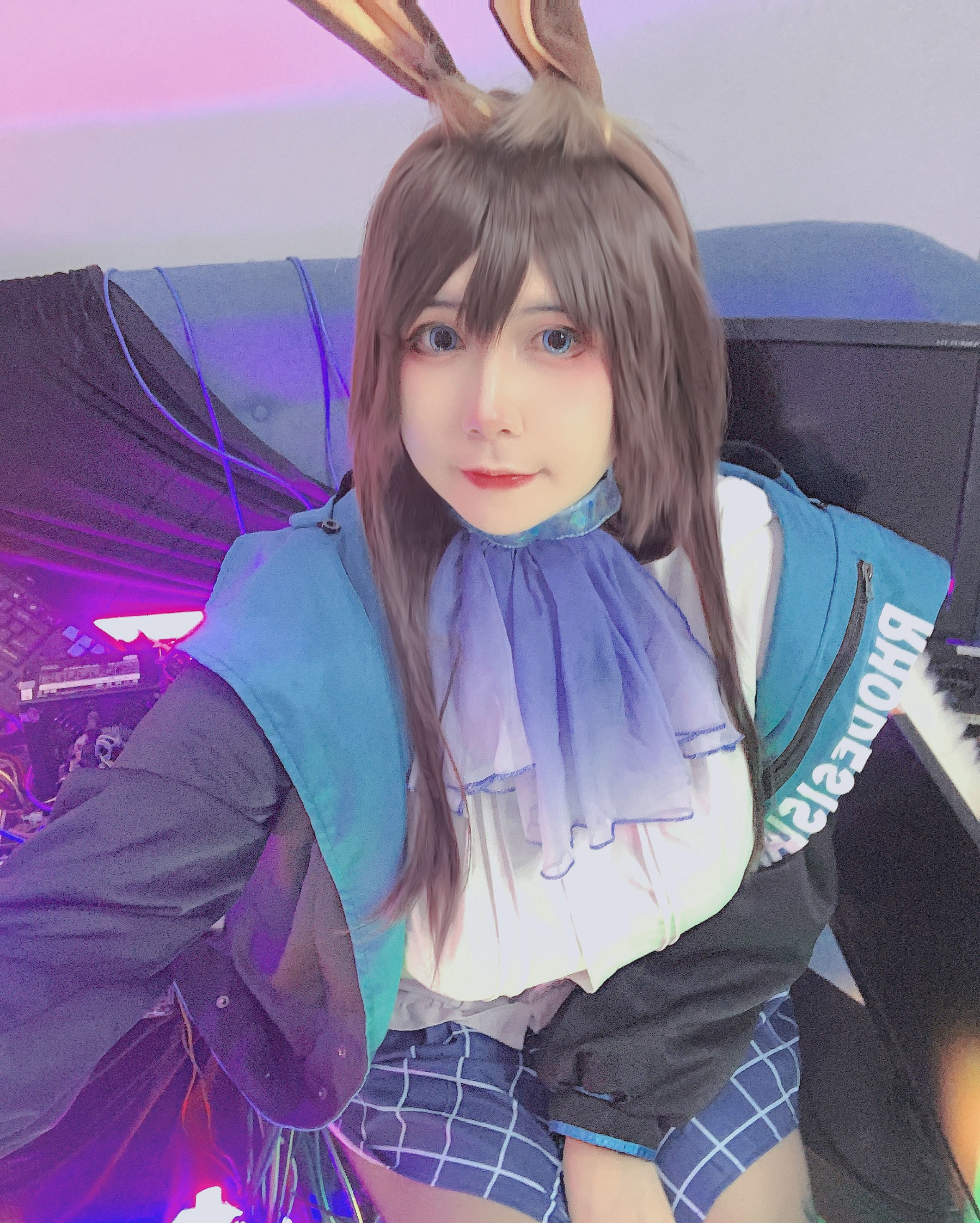 Sổ ảnh Coser Ngôi sao mạng] Uy Uy - Amiya (Arknights)