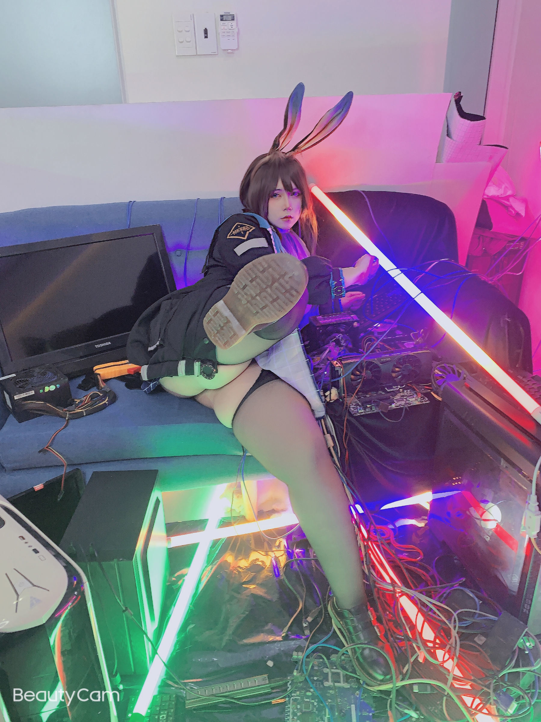 Sổ ảnh Coser Ngôi sao mạng] Uy Uy - Amiya (Arknights)