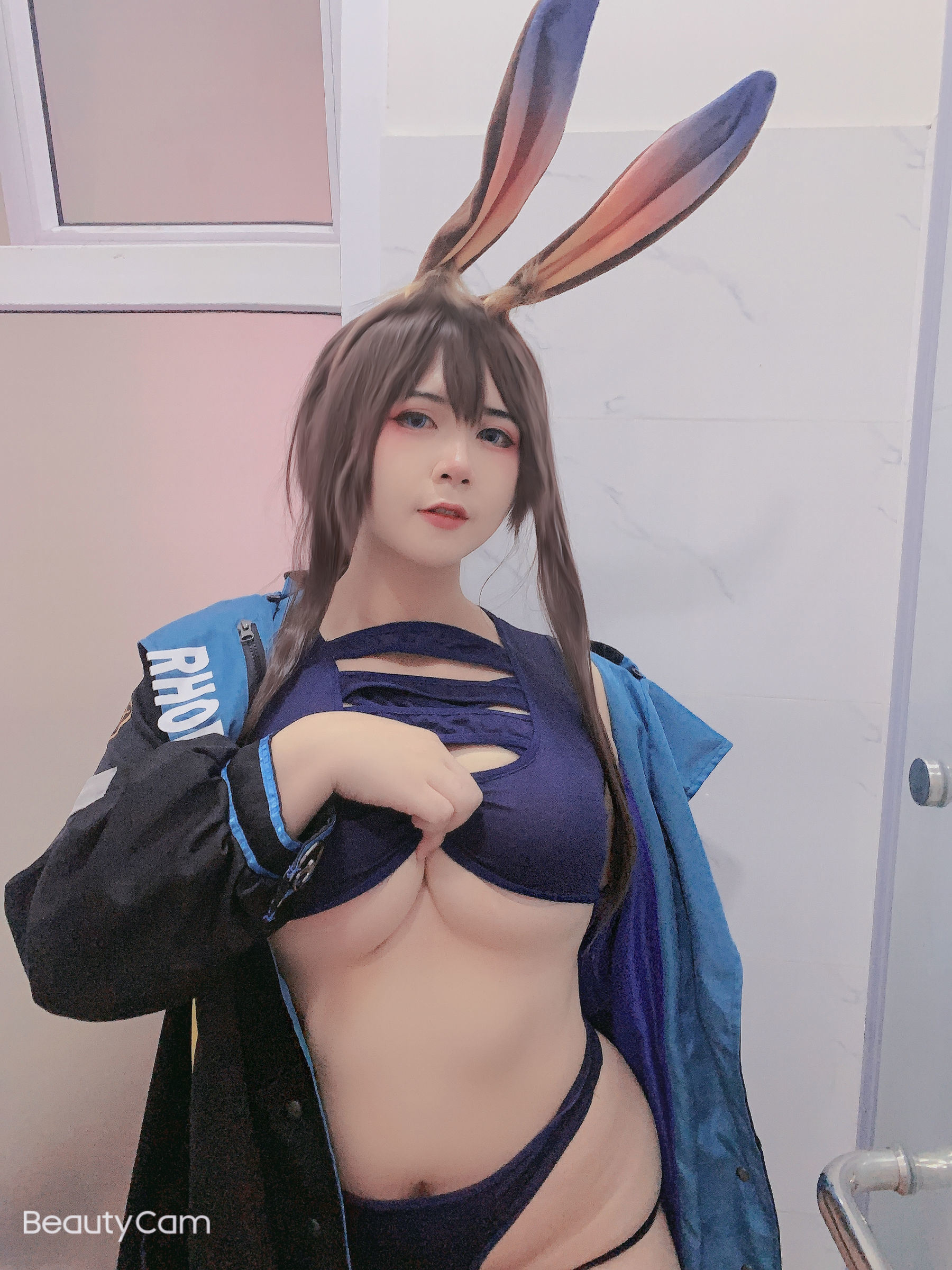 Sổ ảnh Coser Ngôi sao mạng] Uy Uy - Amiya (Arknights)
