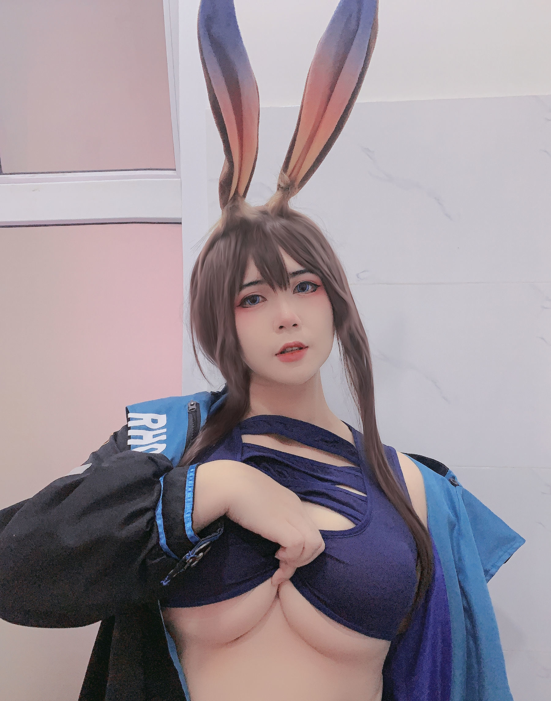 Sổ ảnh Coser Ngôi sao mạng] Uy Uy - Amiya (Arknights)