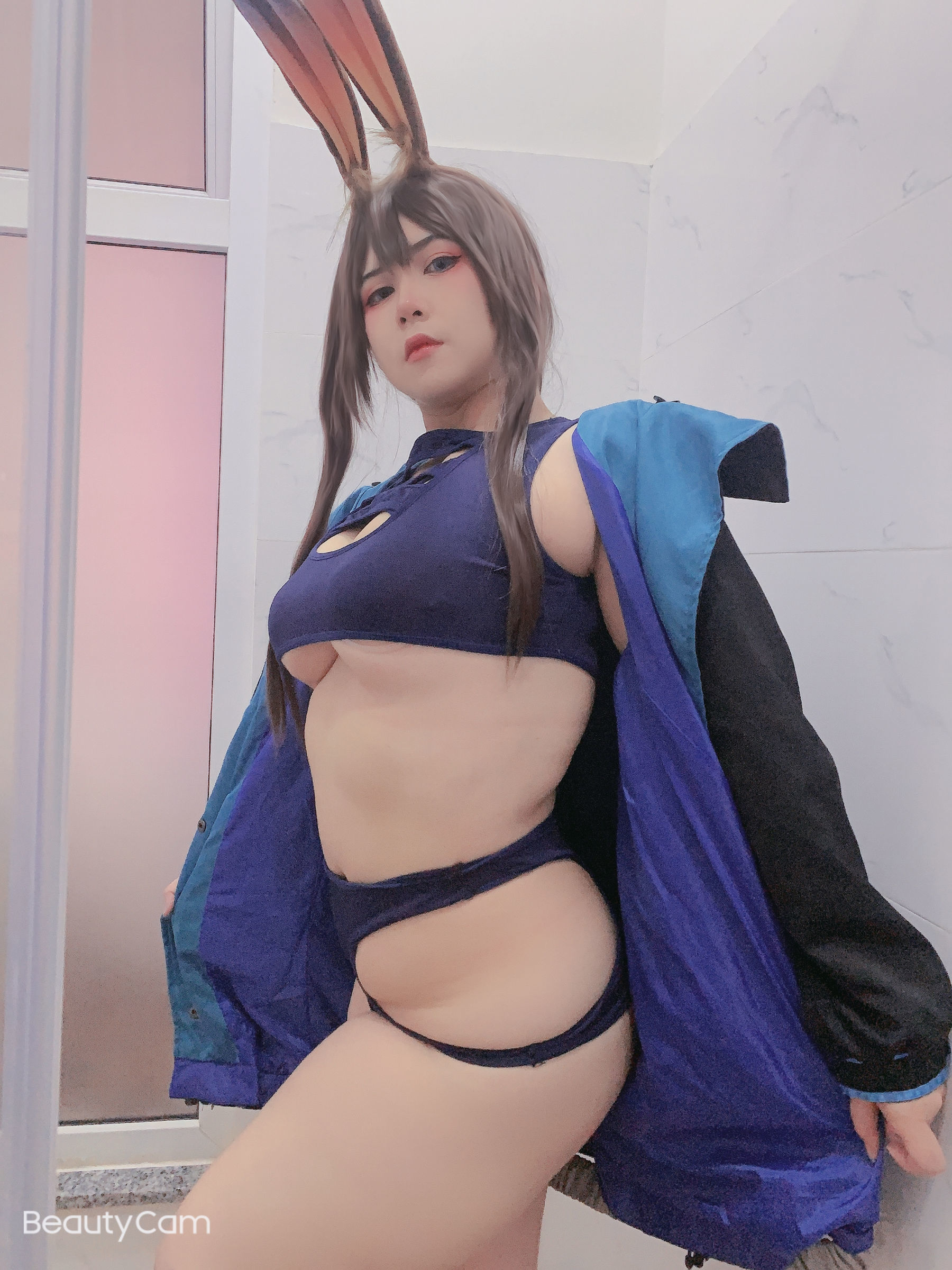 Sổ ảnh Coser Ngôi sao mạng] Uy Uy - Amiya (Arknights)