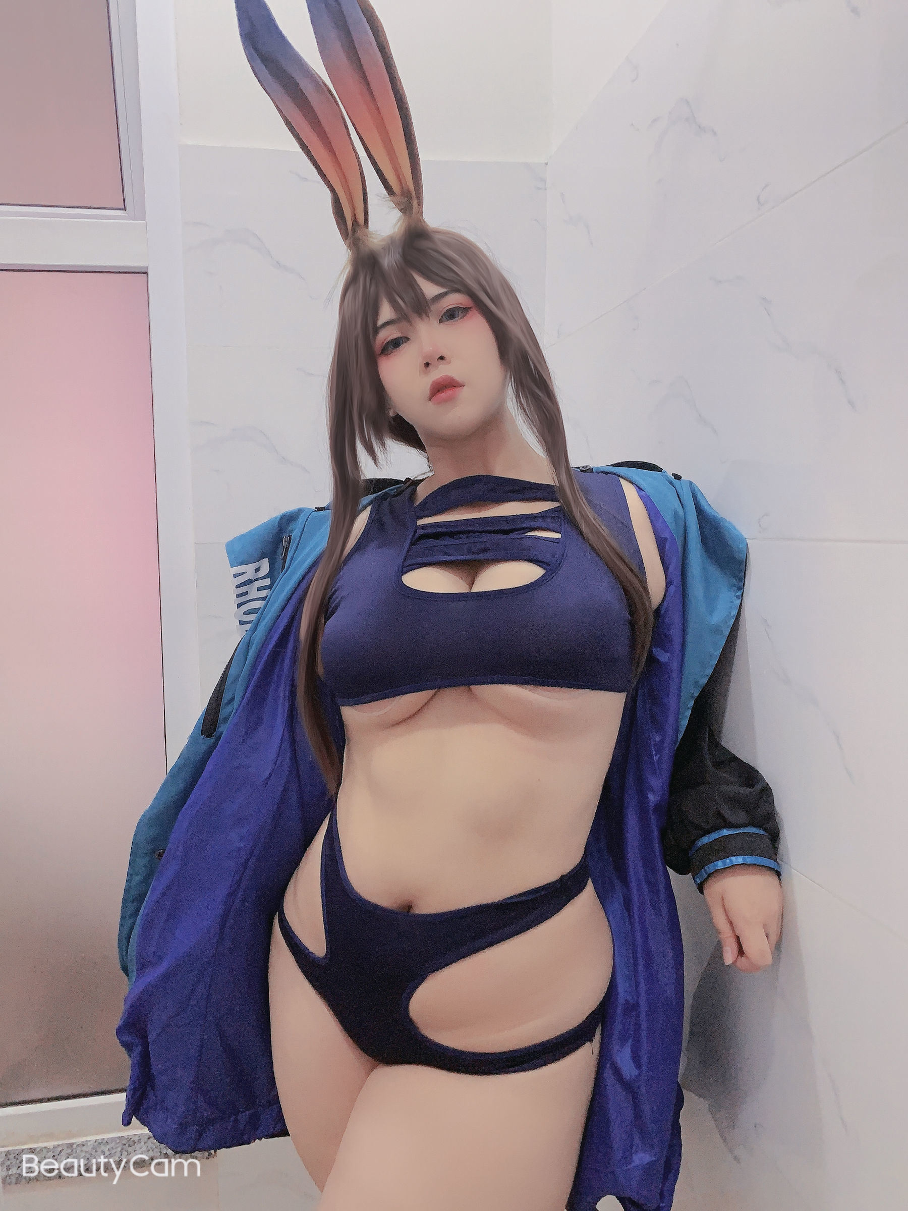 Sổ ảnh Coser Ngôi sao mạng] Uy Uy - Amiya (Arknights)