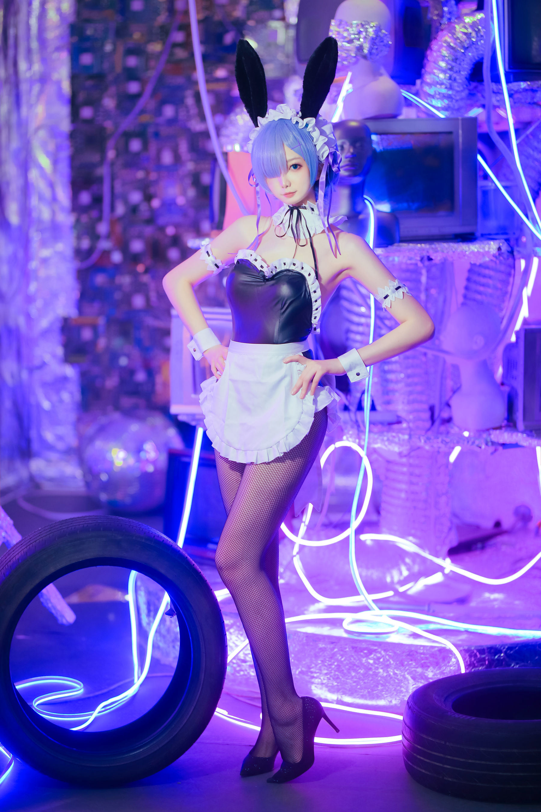 Net hồng COSER Ảnh] Blogger Anime Phong Giang Giang v - Rem Thỏ Nữ Lang