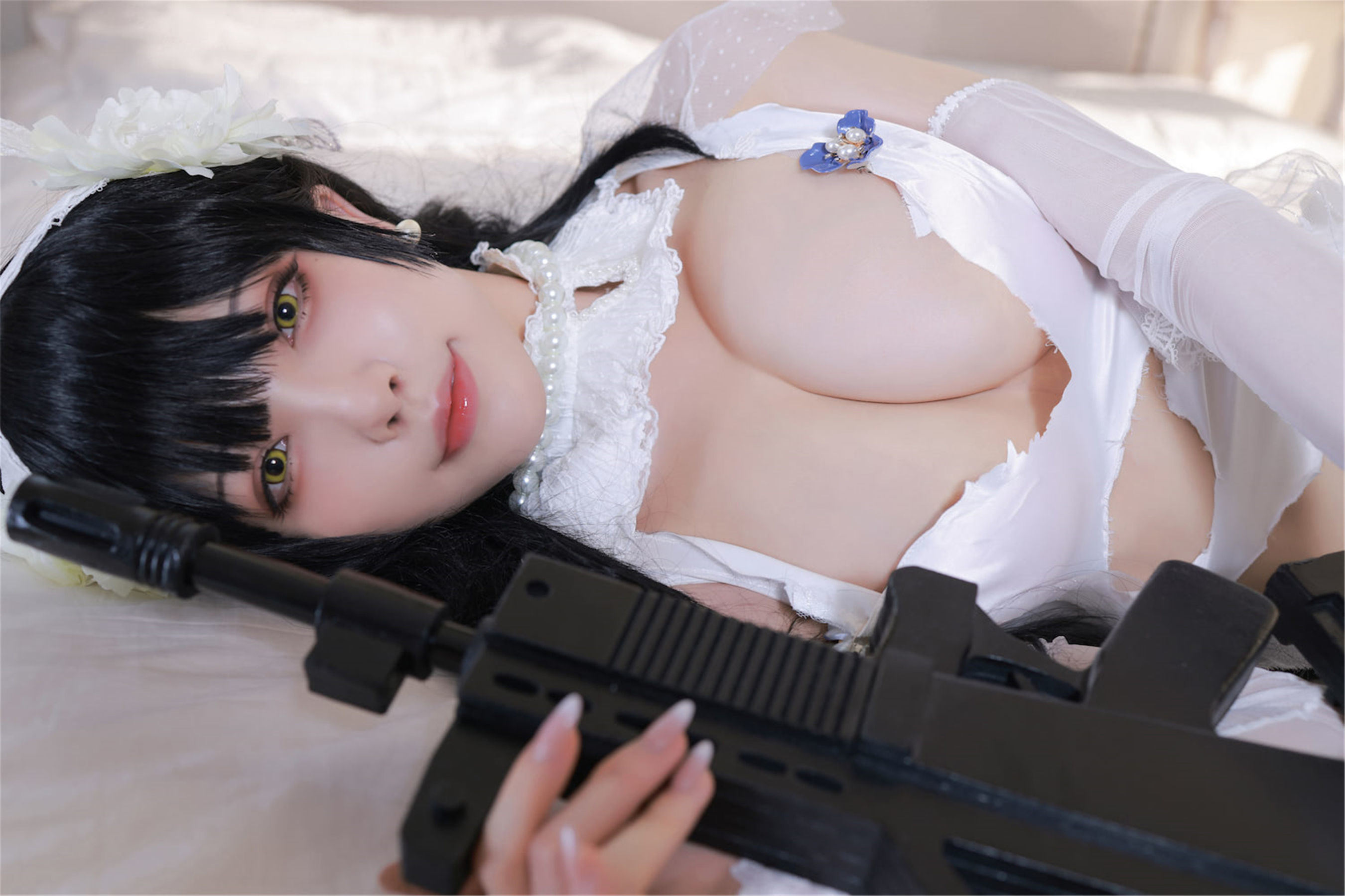 Internet Celebrity Cosplayer Photobook] Anime Blogger Shuimiao Aqua - Girls' Frontline OTS14 and Type95