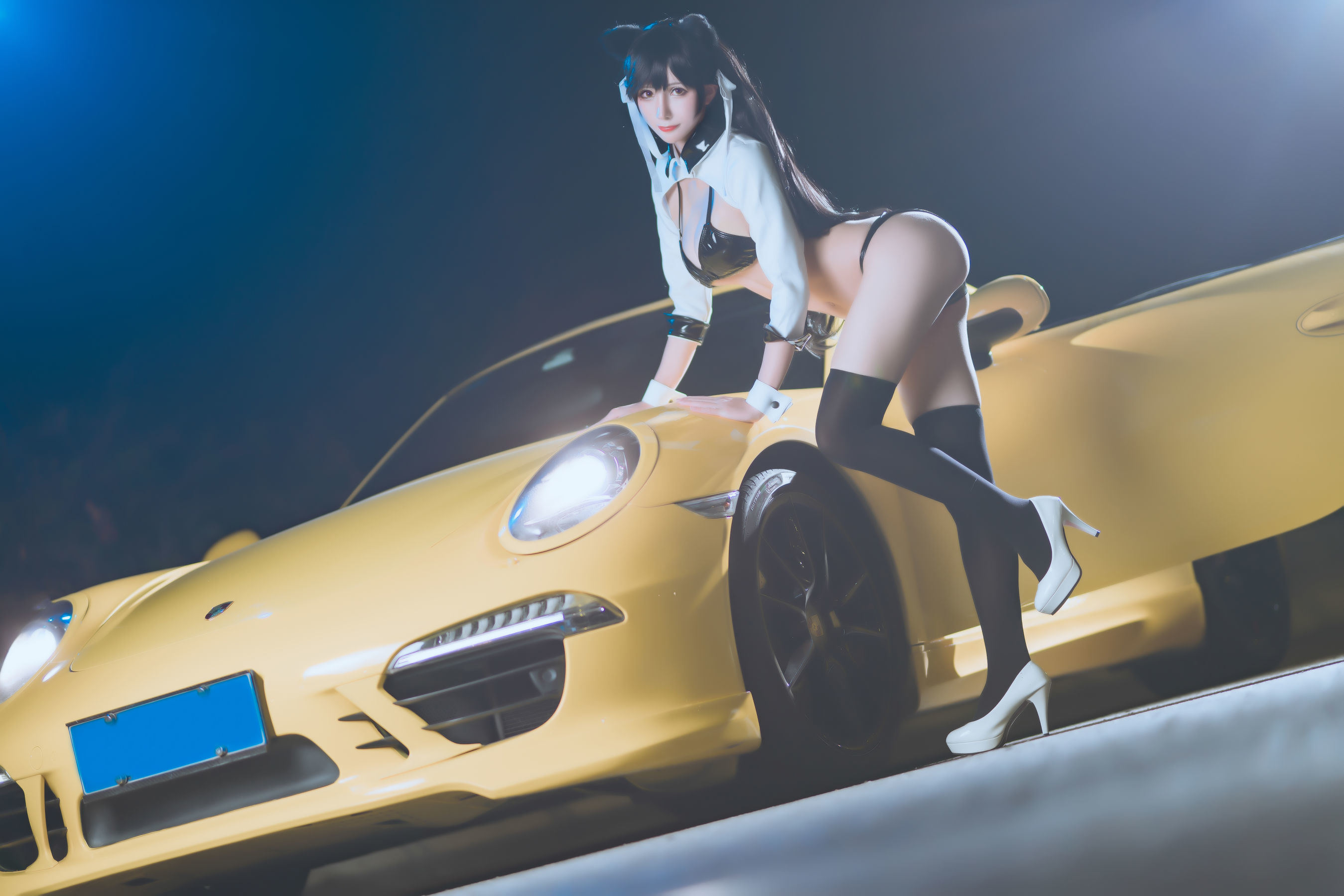 Internet Celebrity Cosplayer Photobook] Anime Blogger Ya Qi - Azur Lane Racing Atago