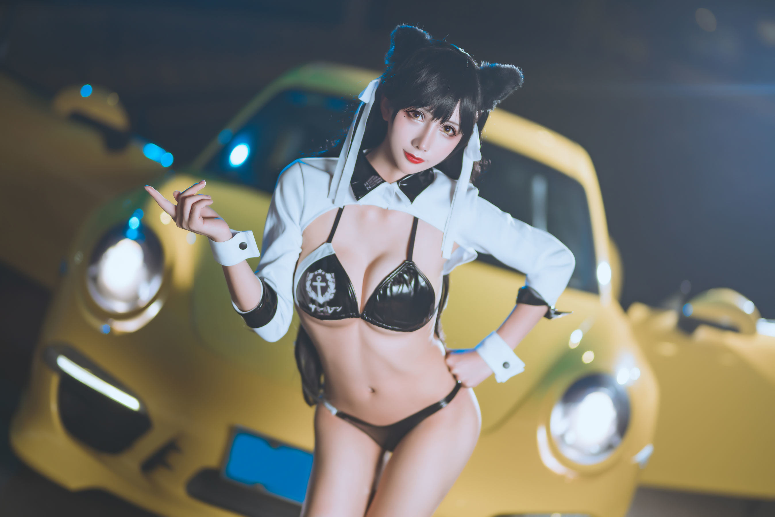 Internet Celebrity Cosplayer Photobook] Anime Blogger Ya Qi - Azur Lane Racing Atago