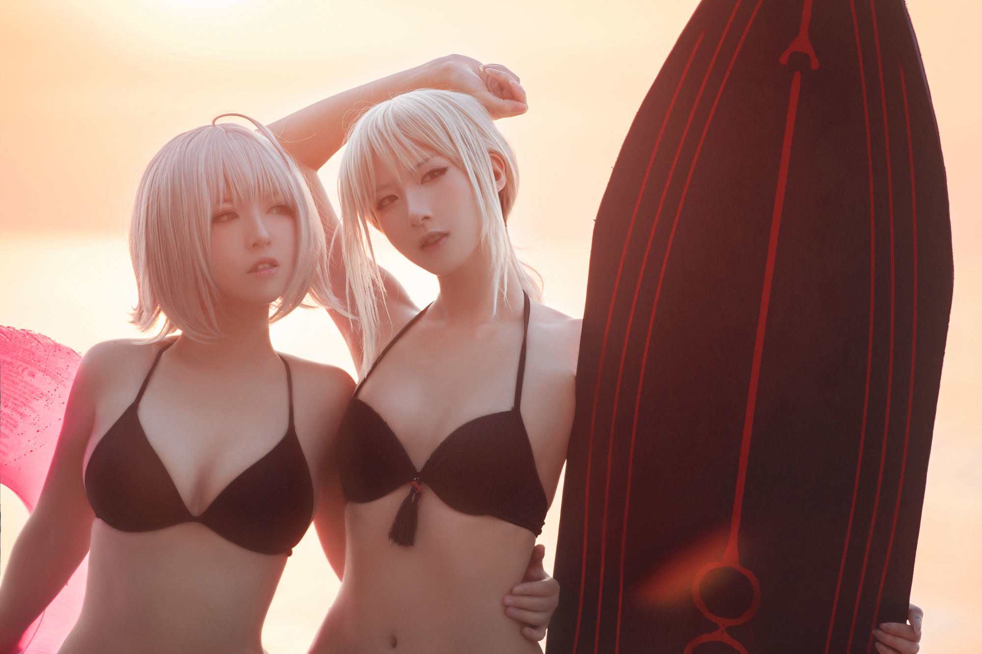 Ảnh Coser Nổi Tiếng] Bán Bán Tử & Sô Sô Sophia - Áo tắm biển