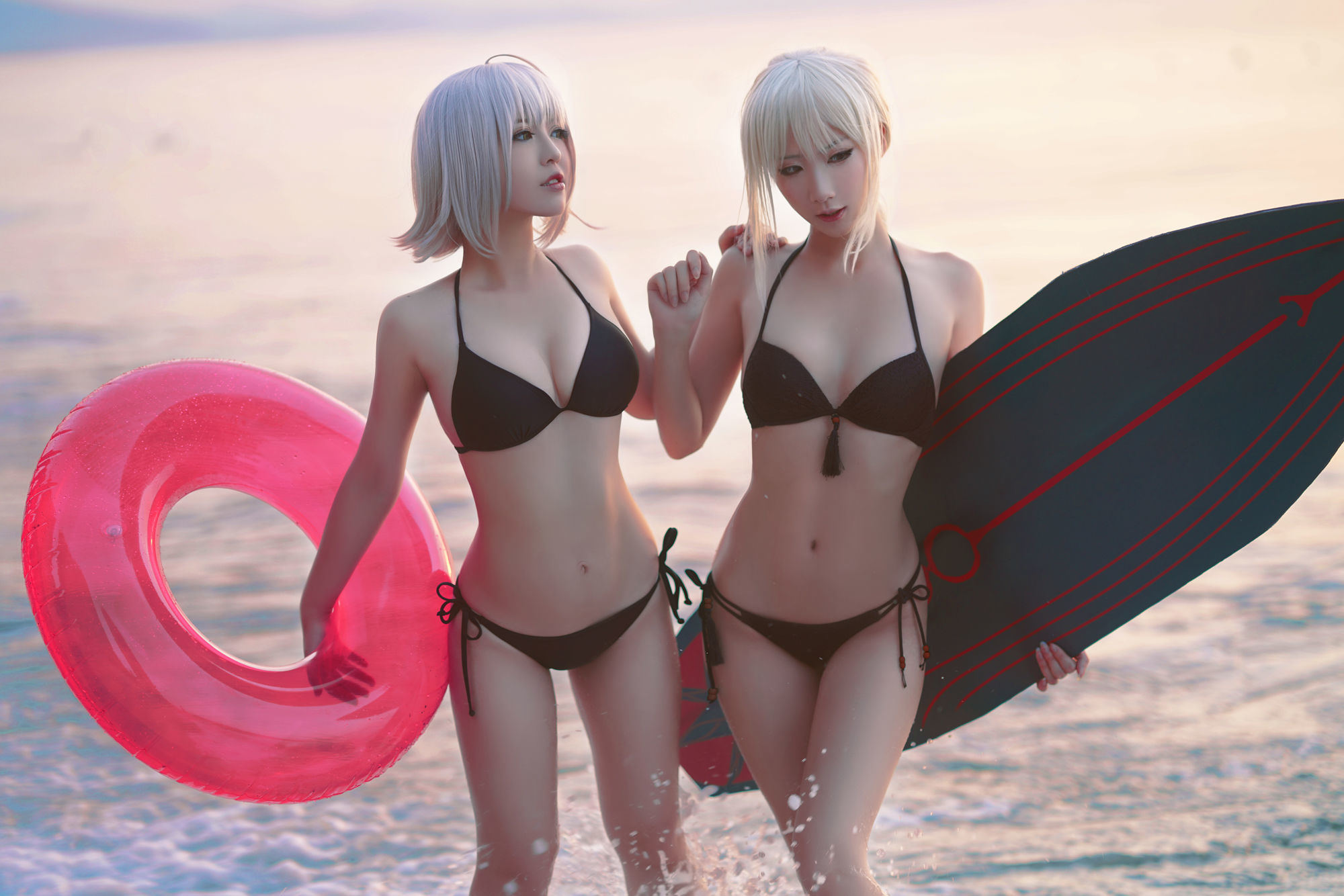 Ảnh Coser Nổi Tiếng] Bán Bán Tử & Sô Sô Sophia - Áo tắm biển