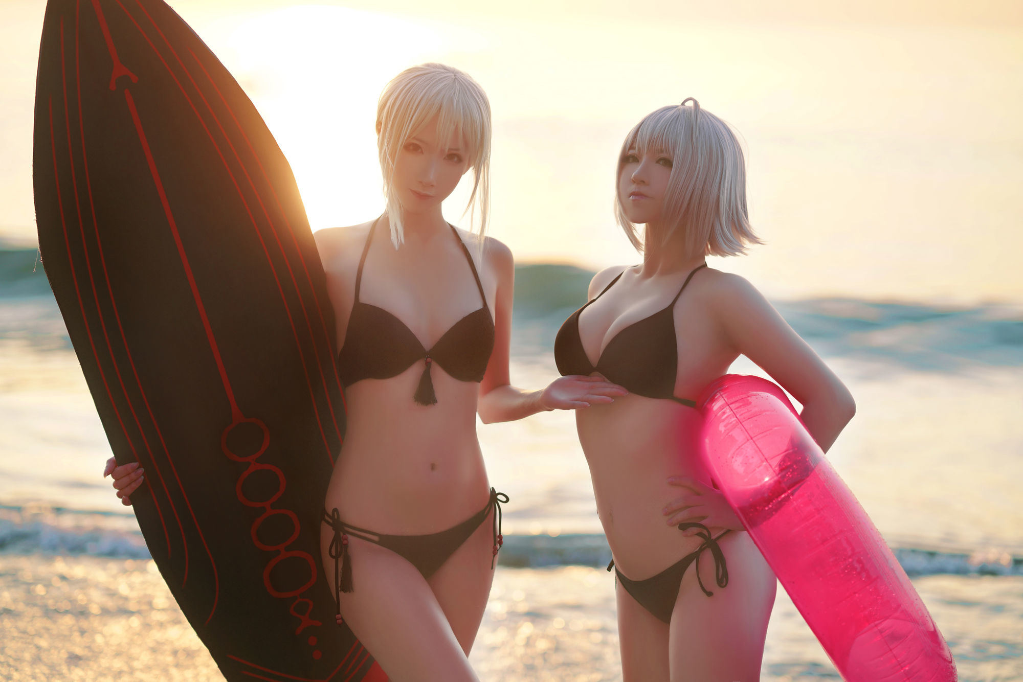 Ảnh Coser Nổi Tiếng] Bán Bán Tử & Sô Sô Sophia - Áo tắm biển