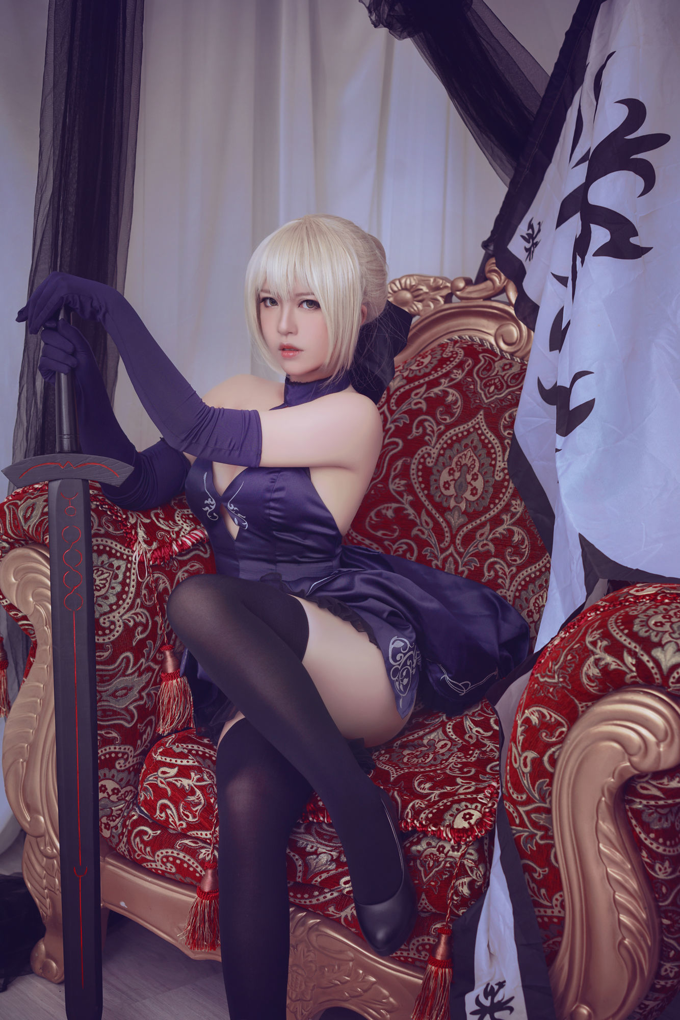 Internet Celebrity Cosplayer Photobook] Ban Ban Zi & Suo Suo Sophia - Hei Zhen 1