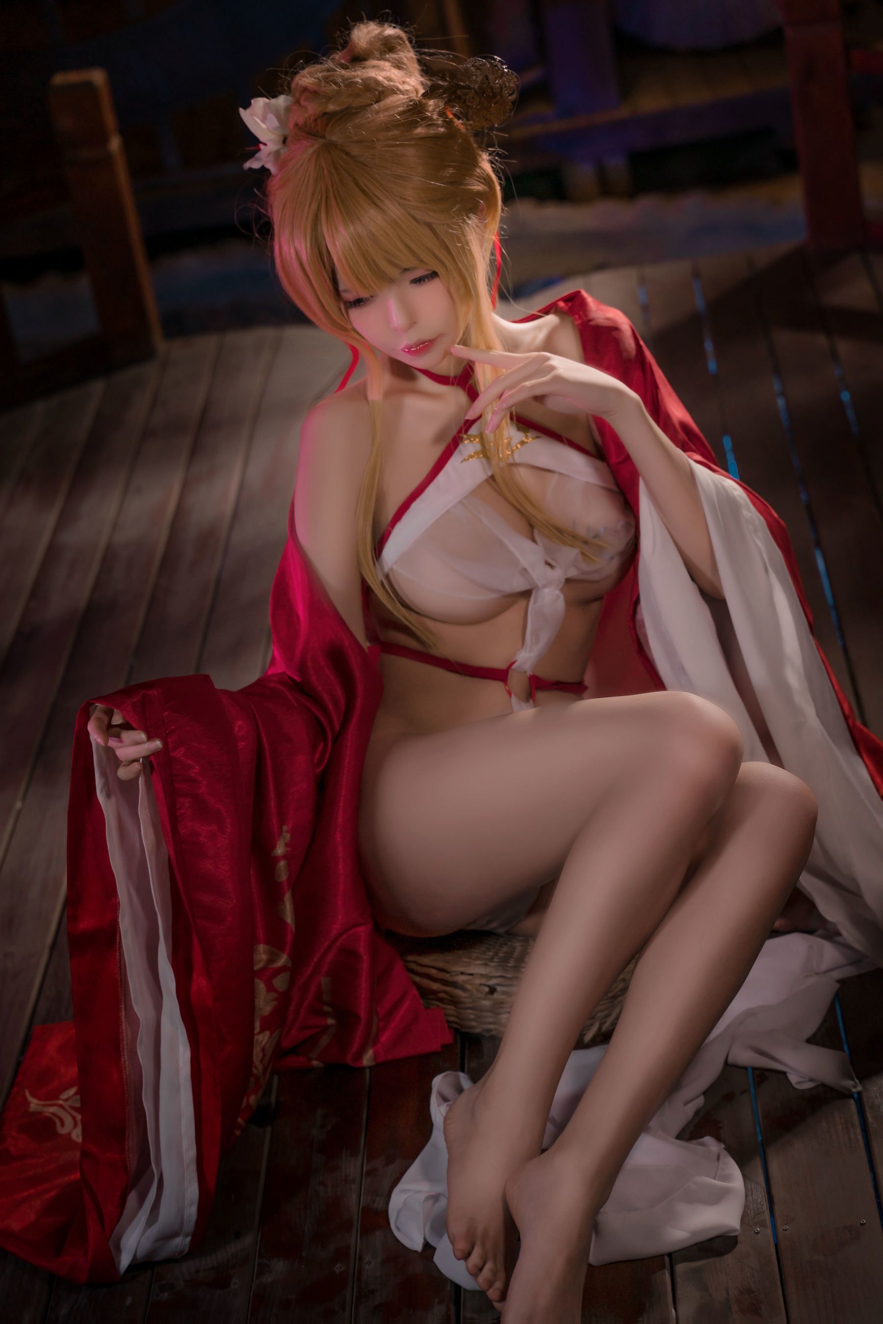 Internet Celebrity Coser Photobook] Coco Teacher - Azur Lane Glorious Cool Night Spring Snow
