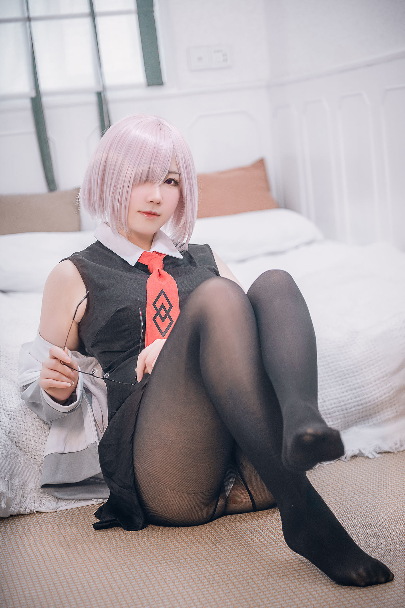 網紅COSER寫真] 微肉感萌妹是本末末 - 瑪修常服＆貓咪下著