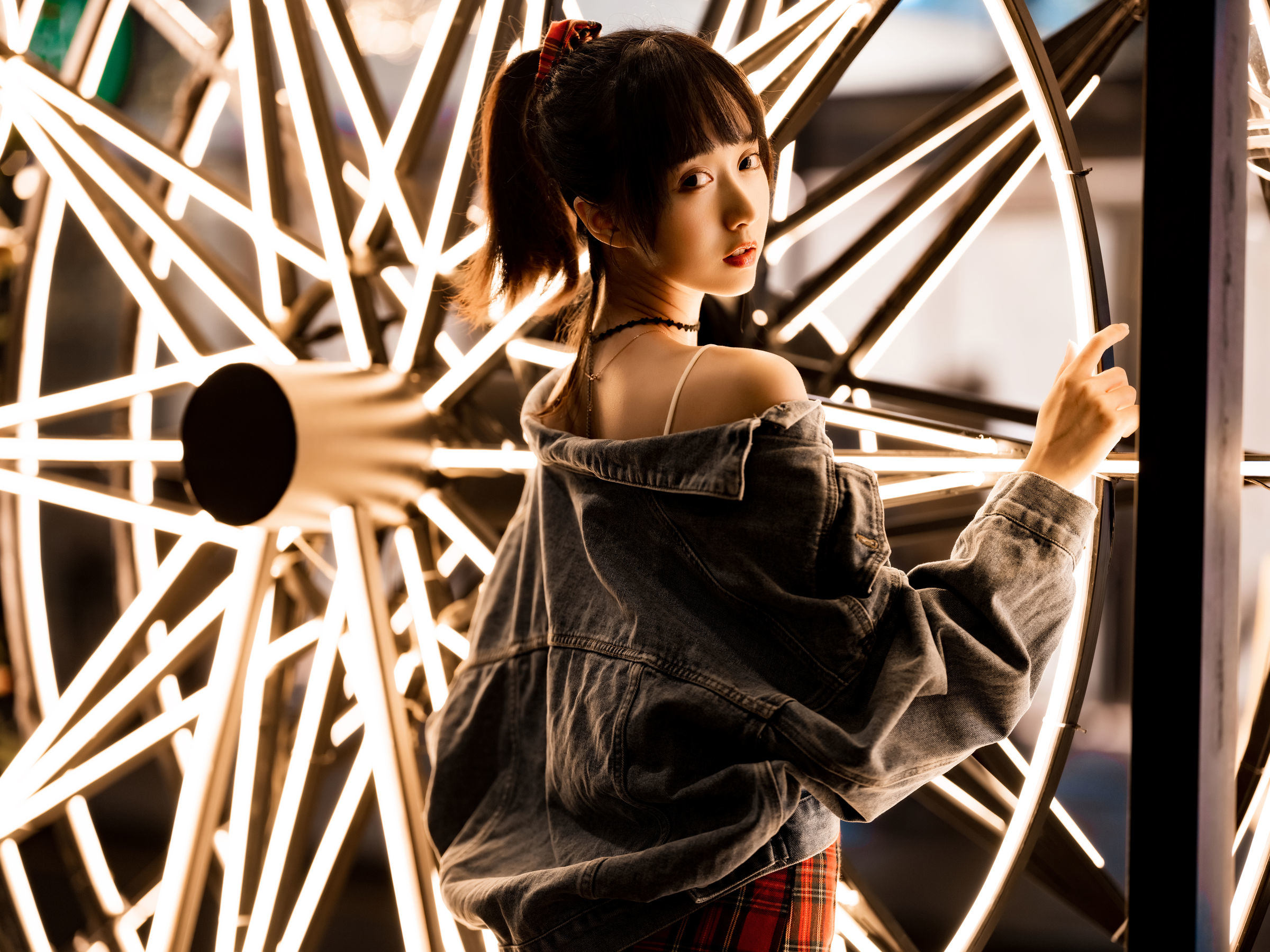 Net Red COSER Ảnh Chụp] Cô nàng dễ thương hệ moe Mộc Miên Miên OwO - Đô thị Đêm Tình yêu