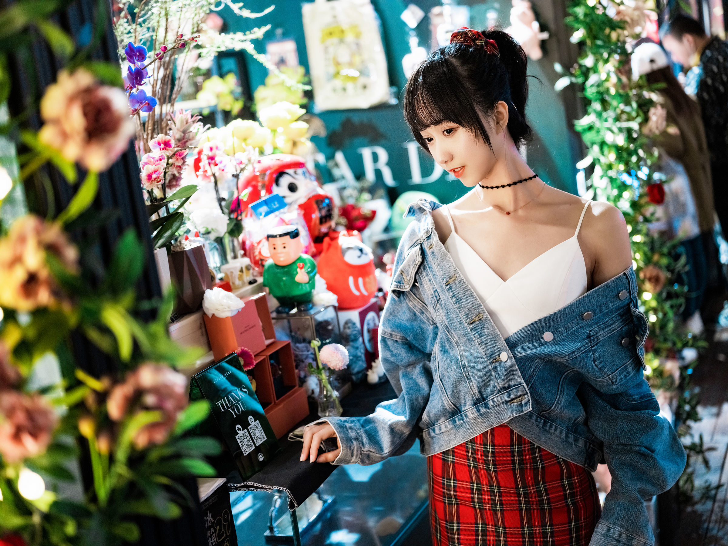 網紅COSER寫真] 萌系小姐姐木綿綿OwO - 都市夜戀