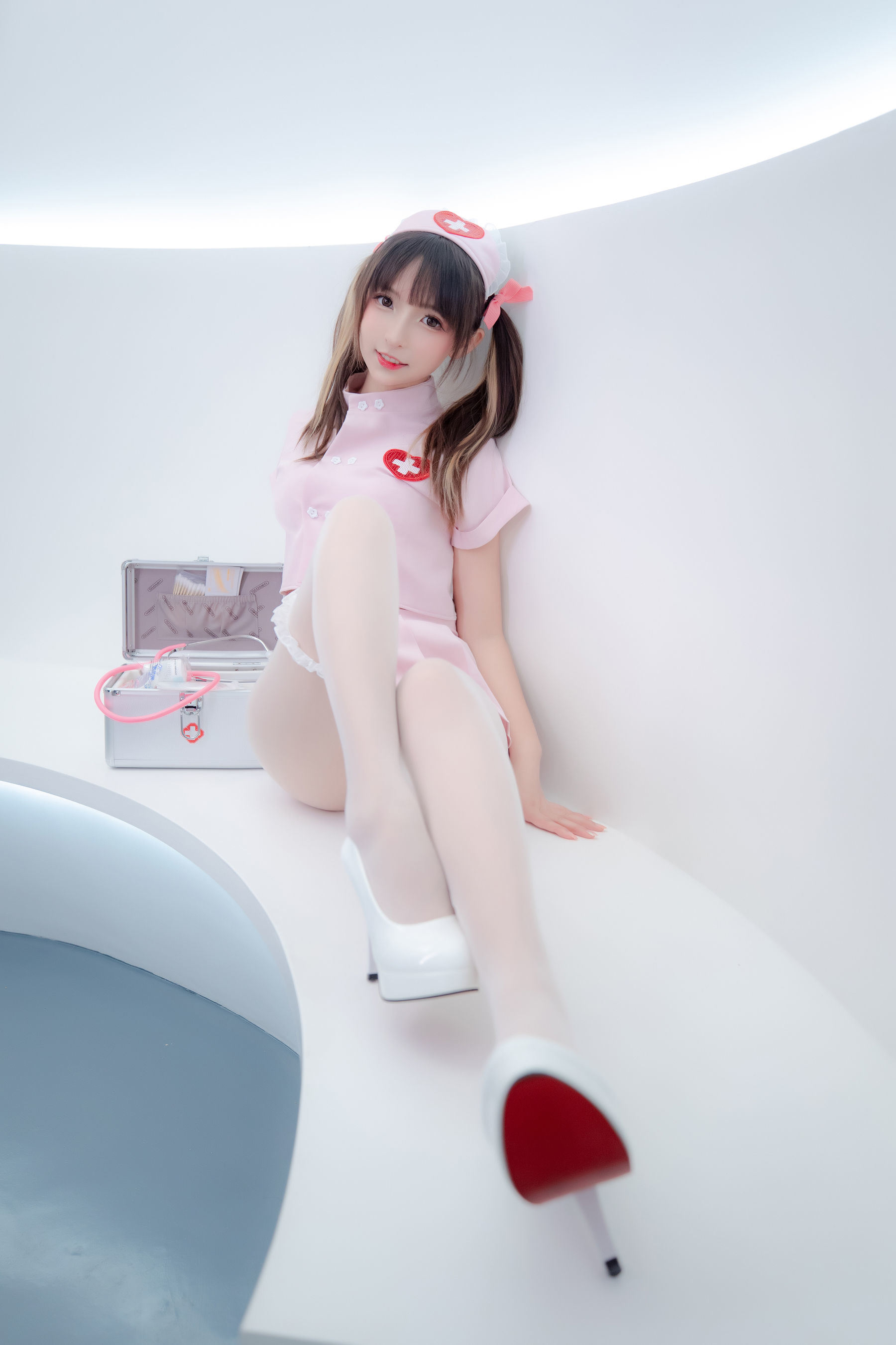 網紅 COSER 寫真] 蘿莉神樂板真冬之心身平衡