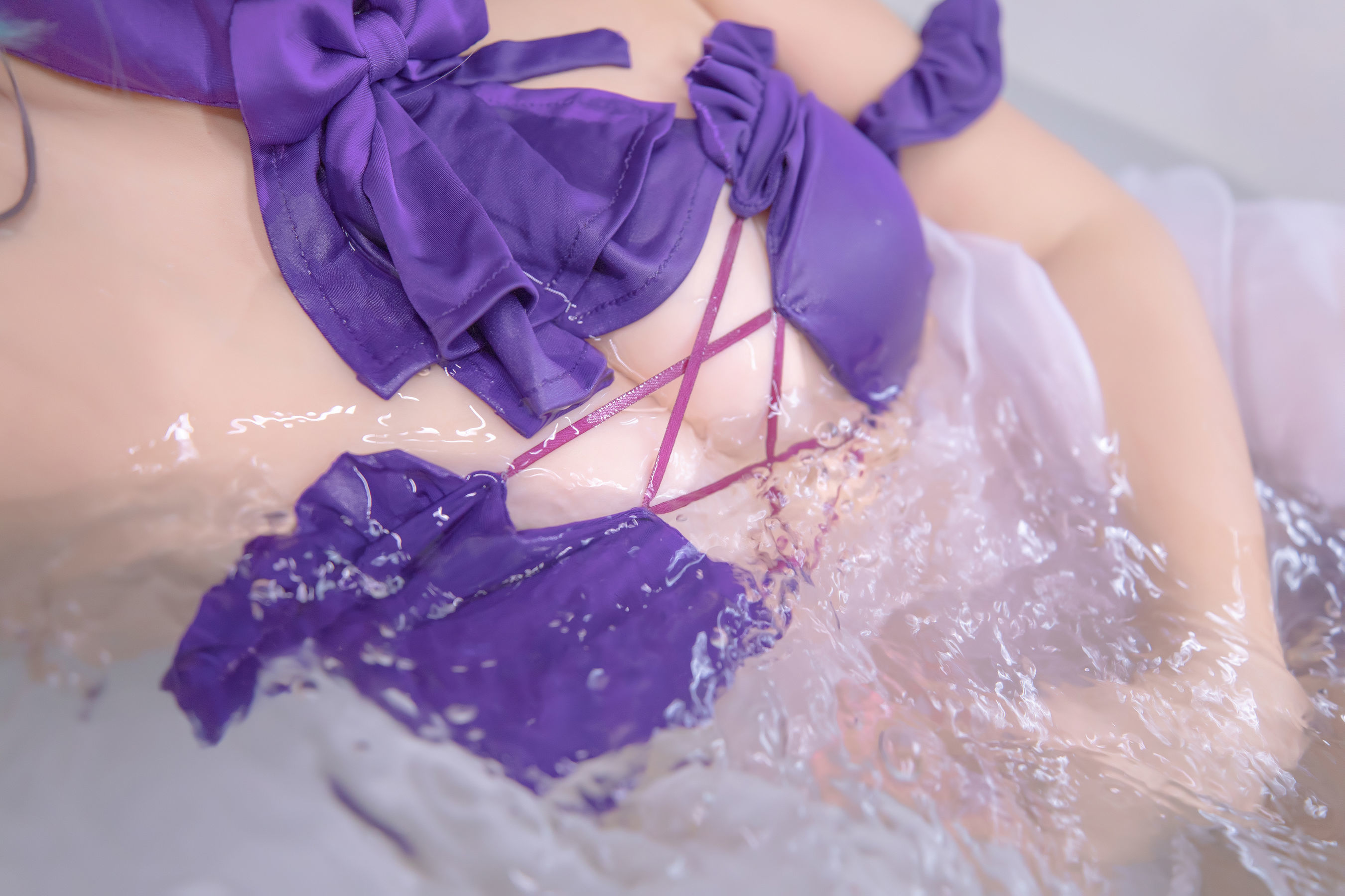 왕홍 COSER 사진] 로리 가구라 반 마동 의 체셔 - 순색 뜰원
