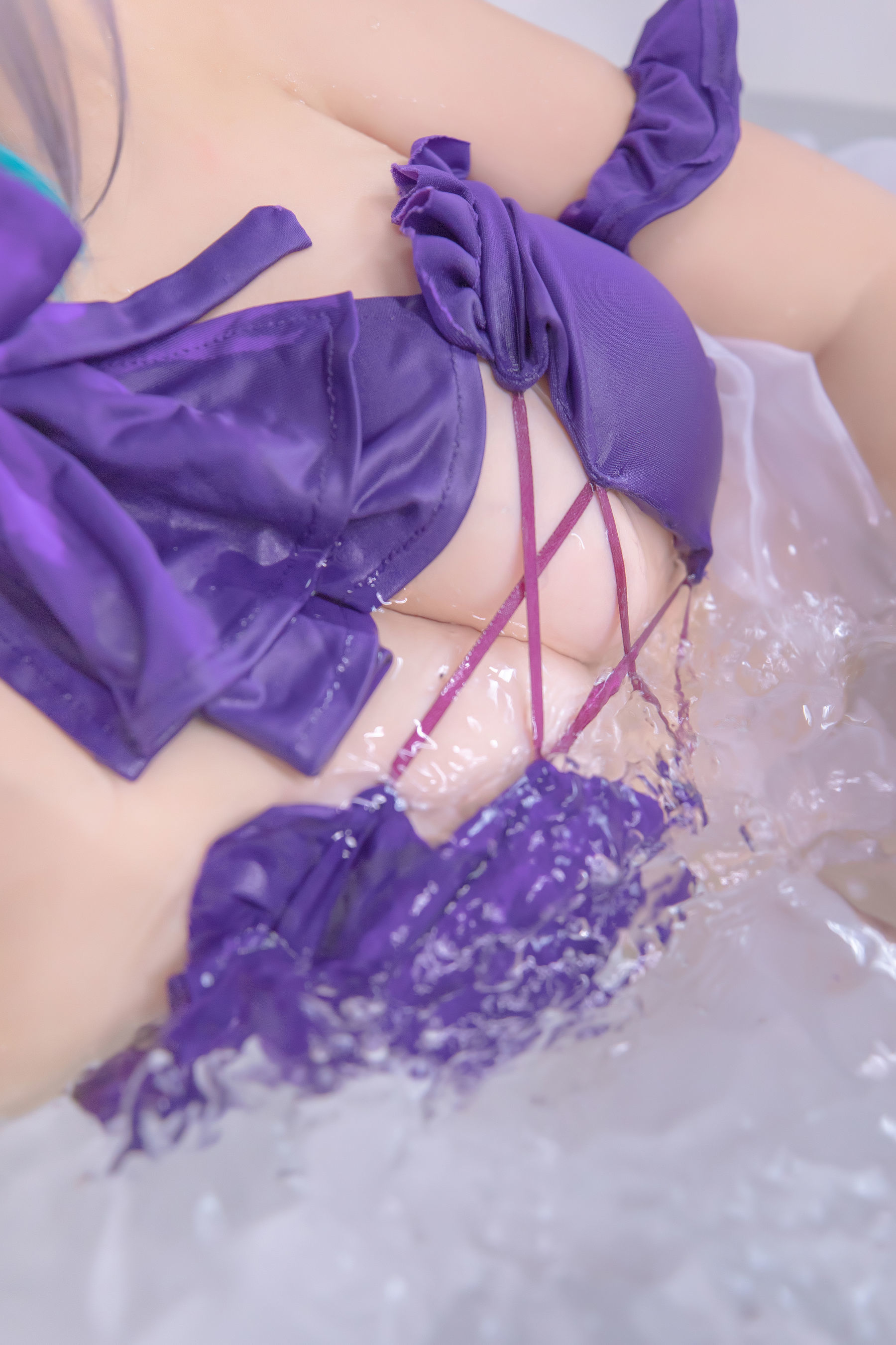 왕홍 COSER 사진] 로리 가구라 반 마동 의 체셔 - 순색 뜰원