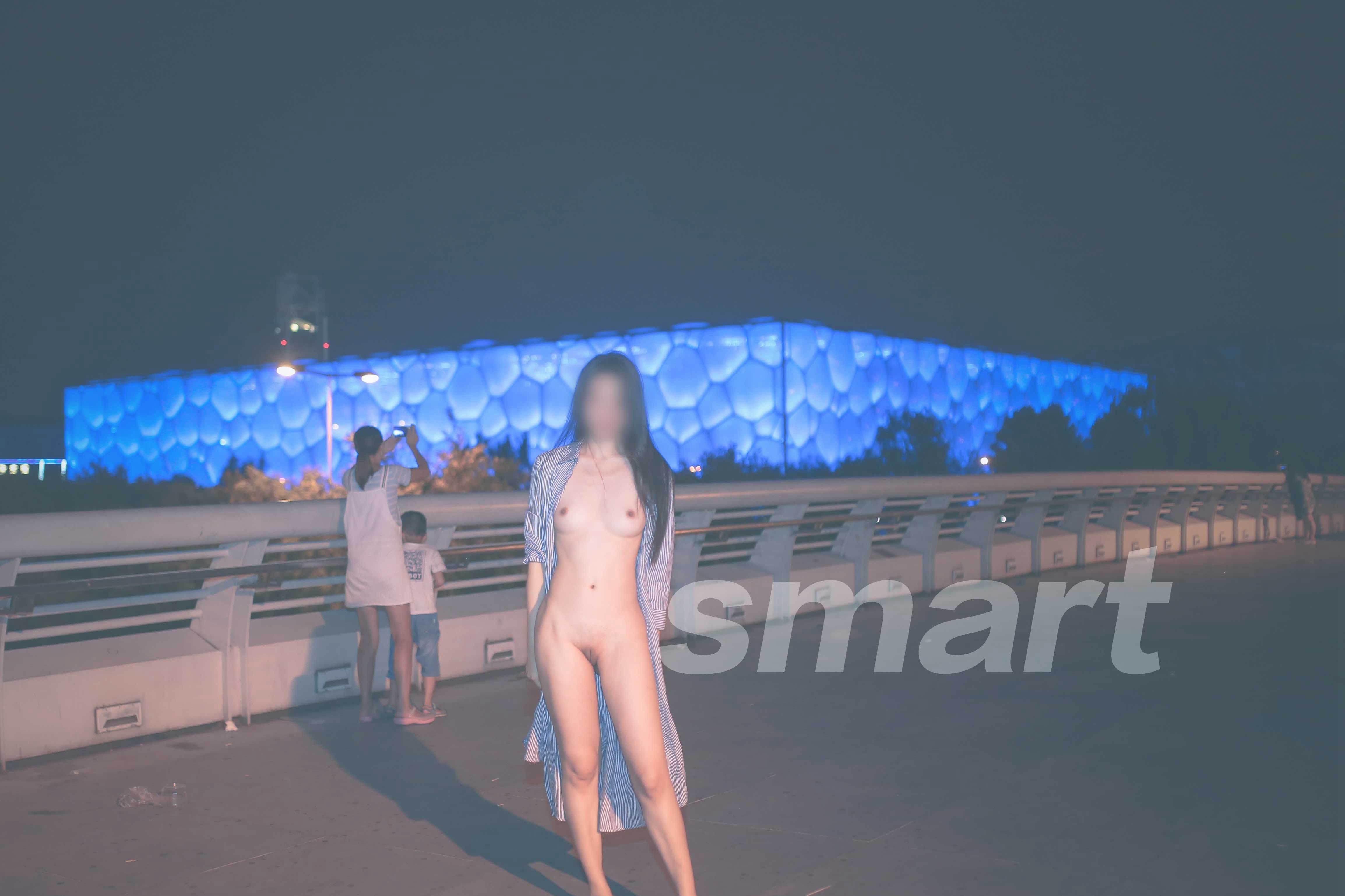 ช่างภาพ สเลฟสมาร์ท - ผลงานชุดสุดขีดเปลือยกายและการมัด [215P