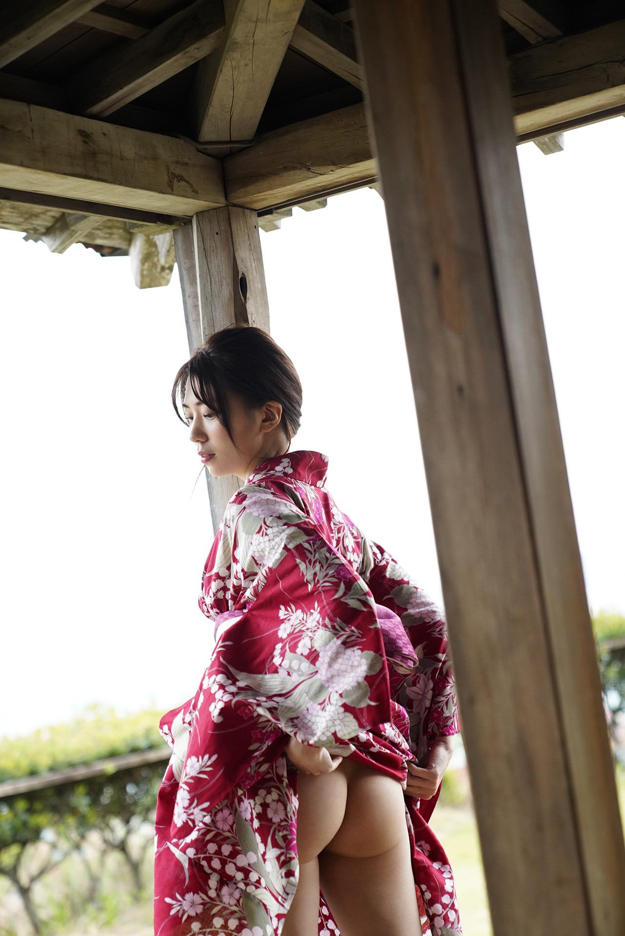 Yamagishi Ouka: Hold me... Flower and O - Final Chapter - Asa Gei SEXY 62P