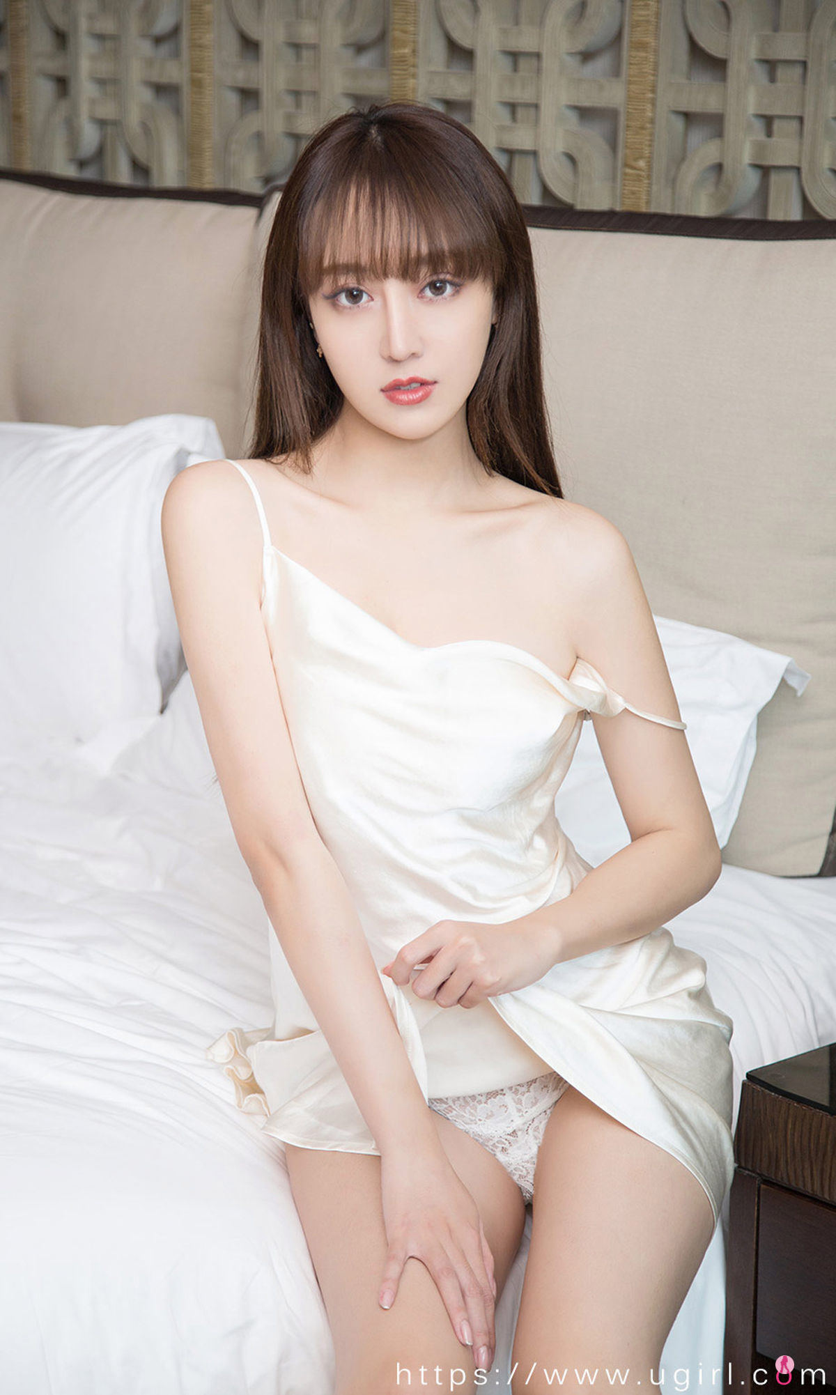 Ugirls] Số 2170 Lý Bảo Nhi Mạng Lưới Dục Vọng Trắng