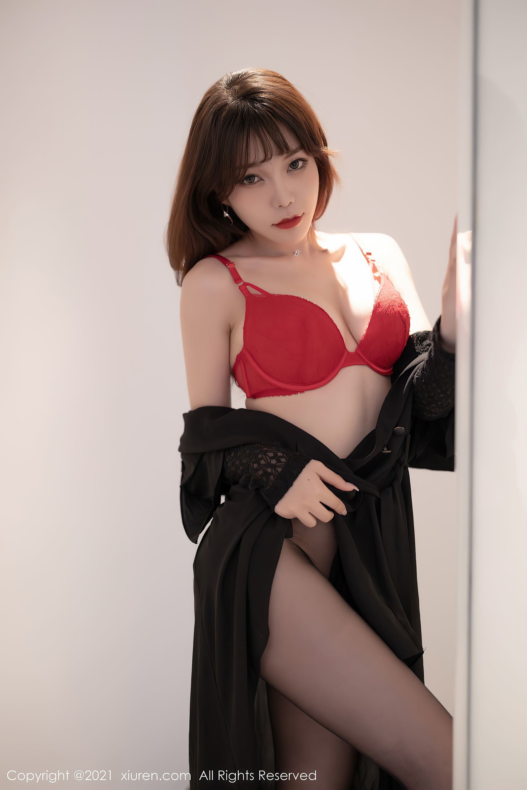 Xiuren] No.3595 Zhi Zhi Booty
