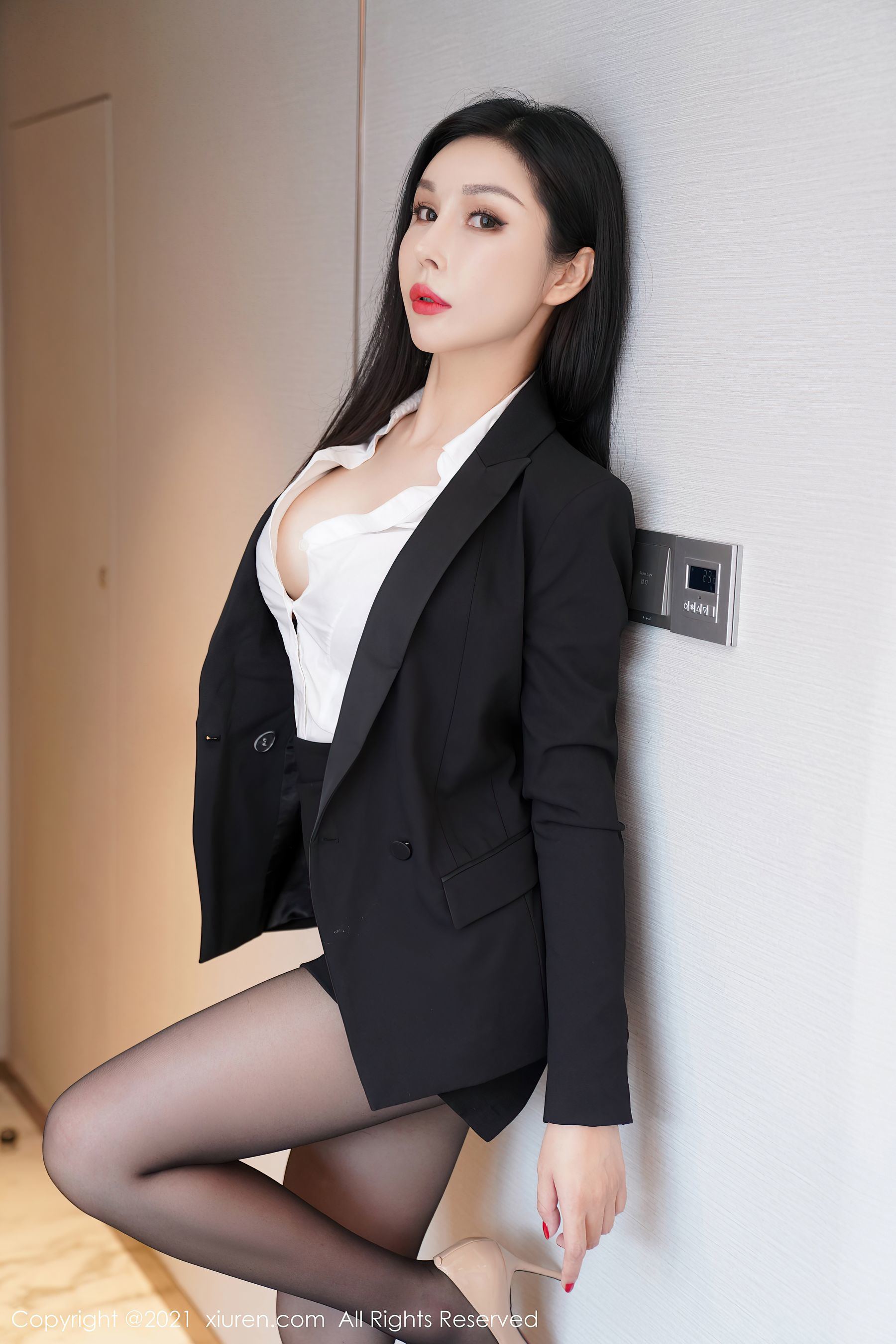 XIUREN] Số 3672 Điền Băng Băng