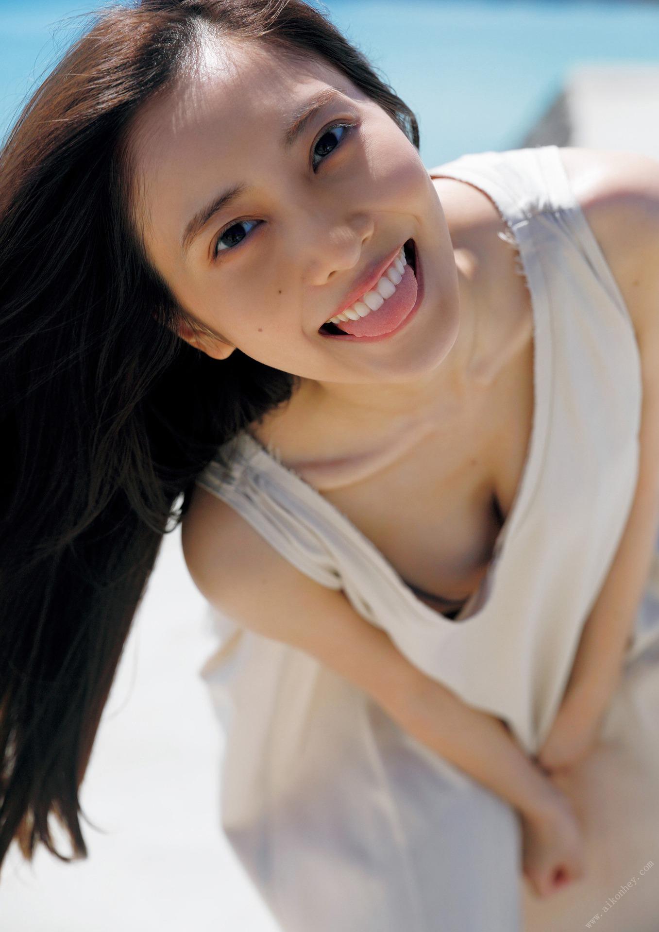 佐野ひなこ写真集「COLORS」 週プレ フォトブック 145ページ