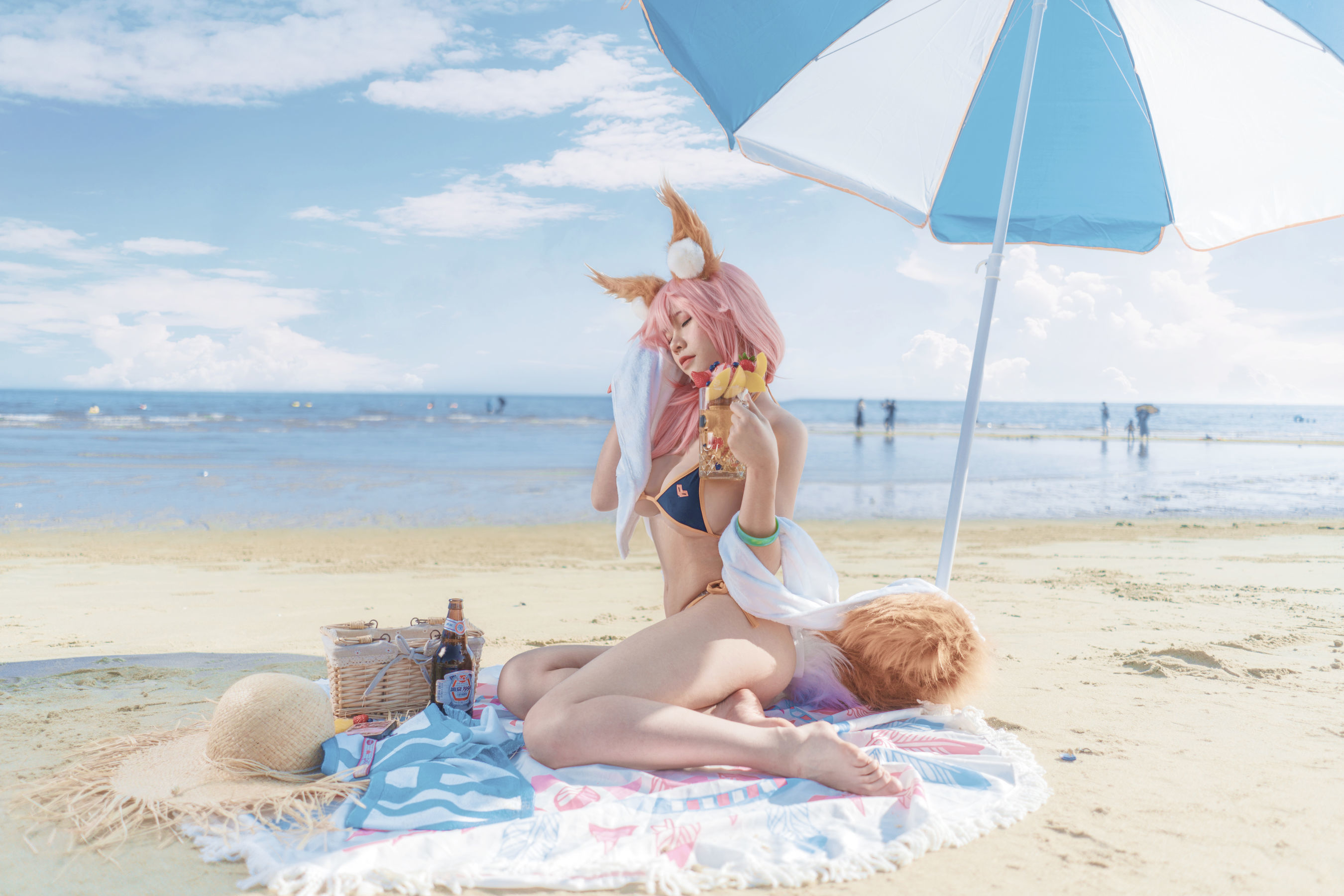 Internet Celebrity Coser Photobook] Anime Blogger uki Yu Ji - Tamamo-no-Mae at the Beach in Swimsuit