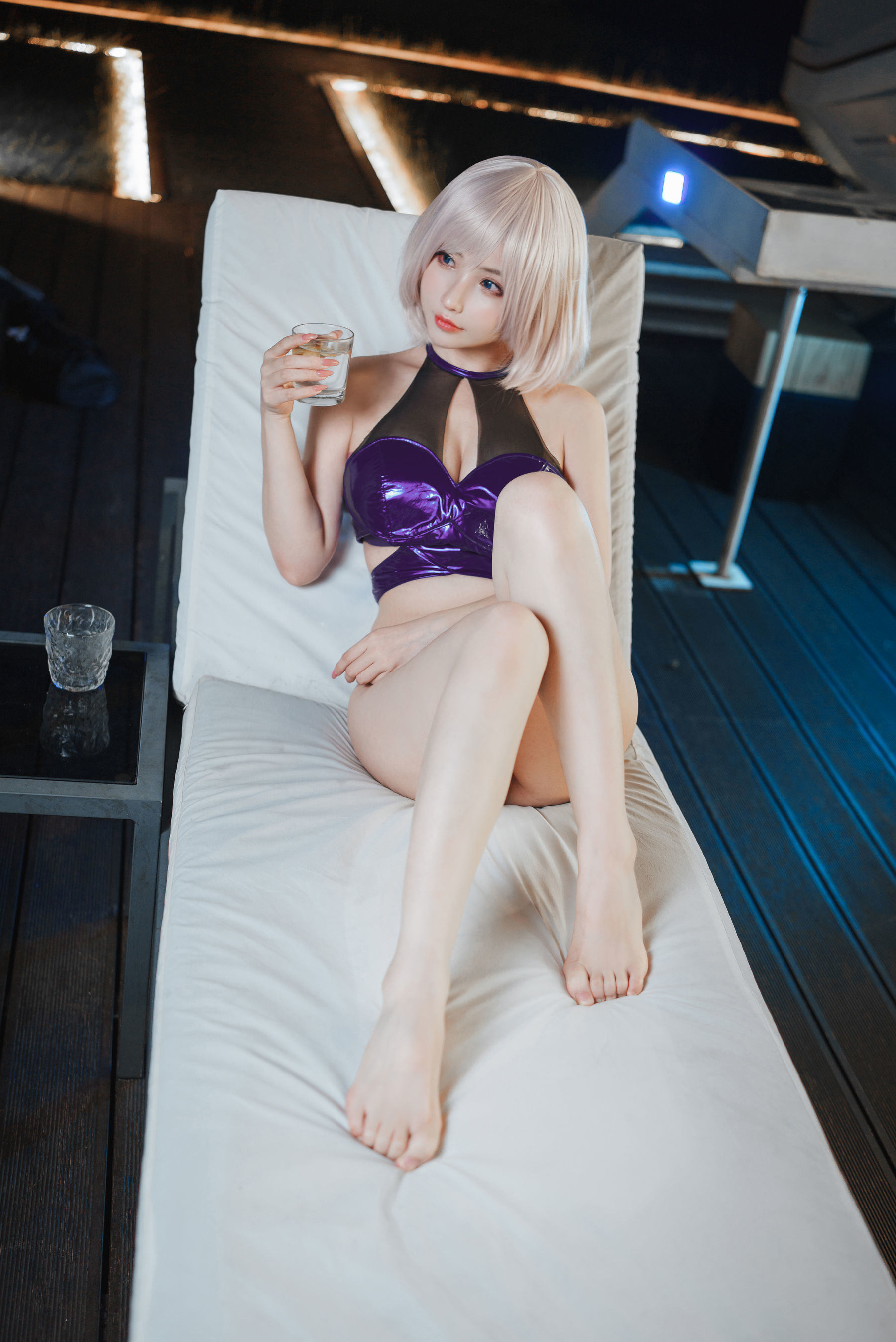 Internet Celebrity Coser Photobook] COS Welfare rioko Liang Liang Zi - Electric Light Machine King He