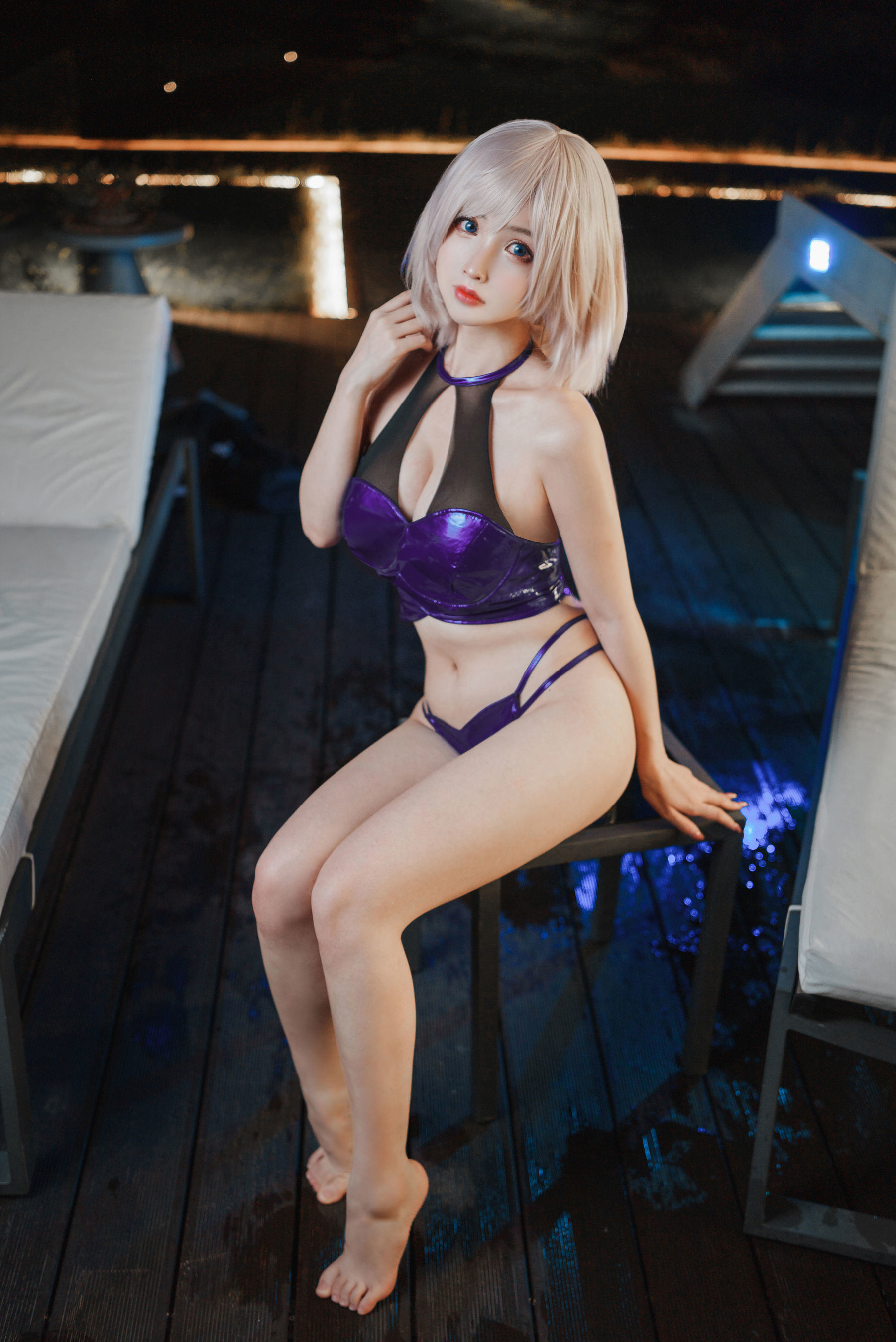 Internet Celebrity Coser Photobook] COS Welfare rioko Liang Liang Zi - Electric Light Machine King He