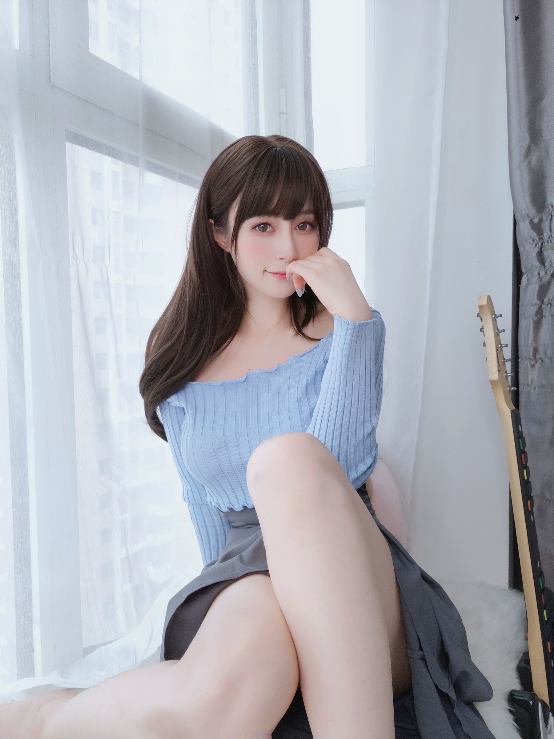 網紅 COSER 寫真] Coser 小姐姐 白銀 - 吉他 妹妹