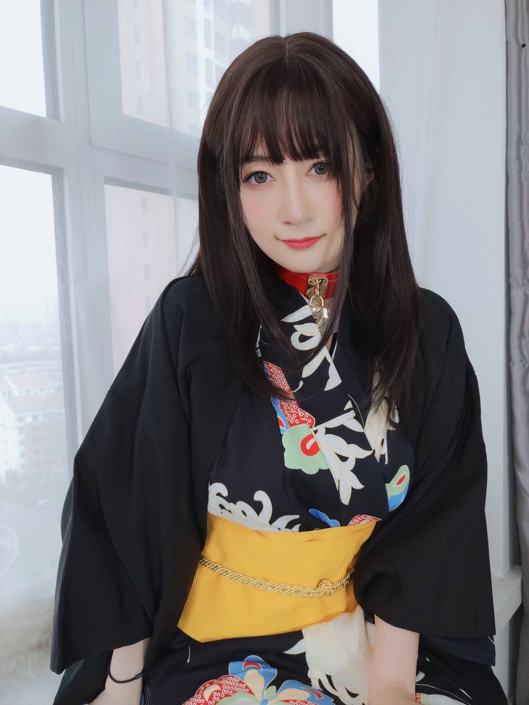 Ảnh cosplay của netizen] Coser chị Bạch Ngân - Bí mật dưới và phục