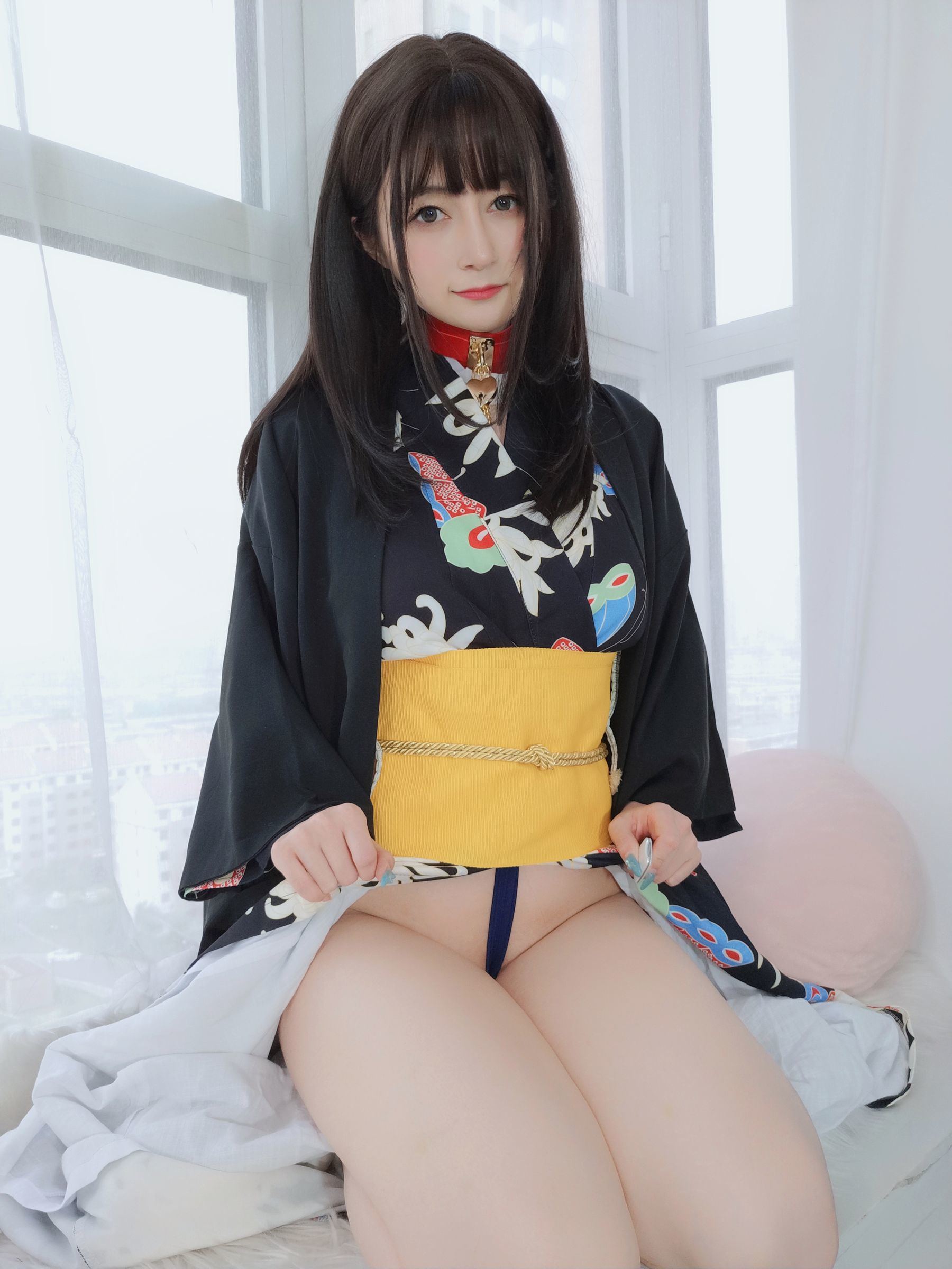 Ảnh cosplay của netizen] Coser chị Bạch Ngân - Bí mật dưới và phục