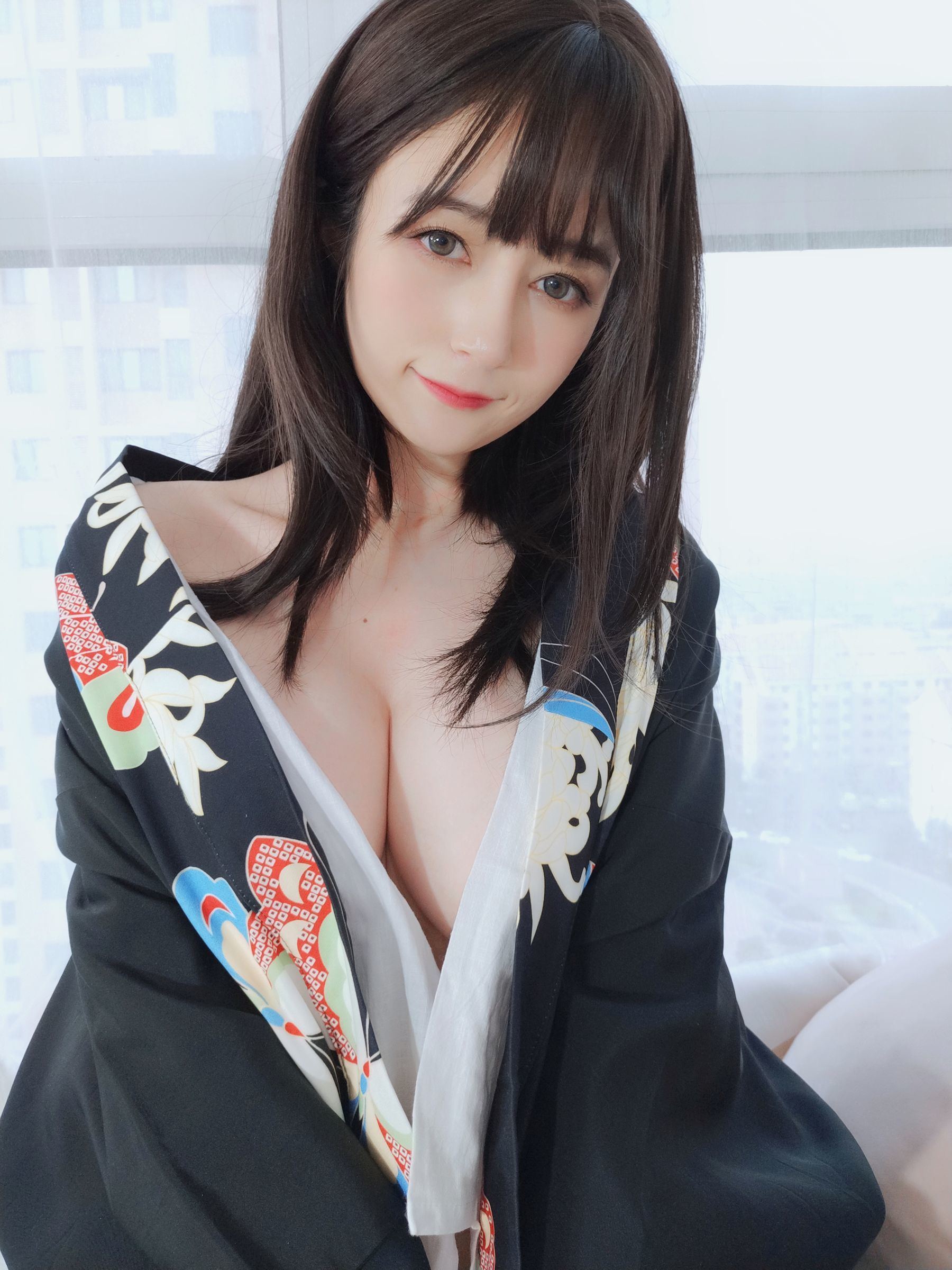 ネット有名人コスプレイヤー写真] コスプレイヤー白銀さん - 和服の下の秘密