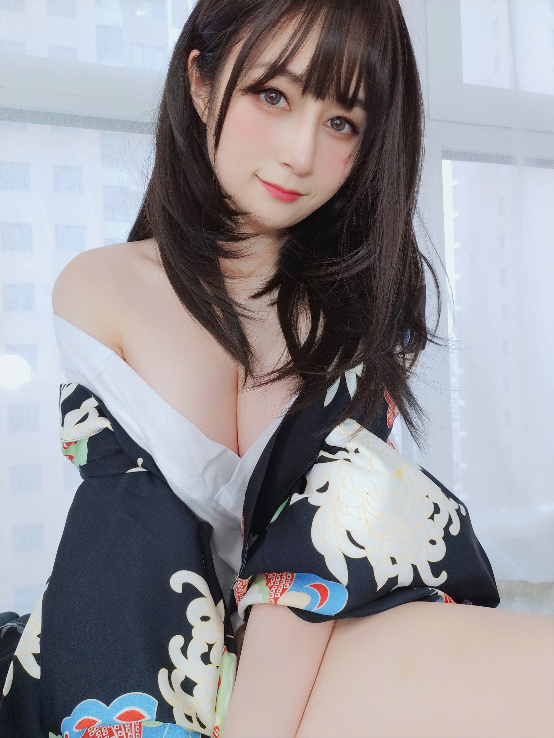 ネット有名人コスプレイヤー写真] コスプレイヤー白銀さん - 和服の下の秘密