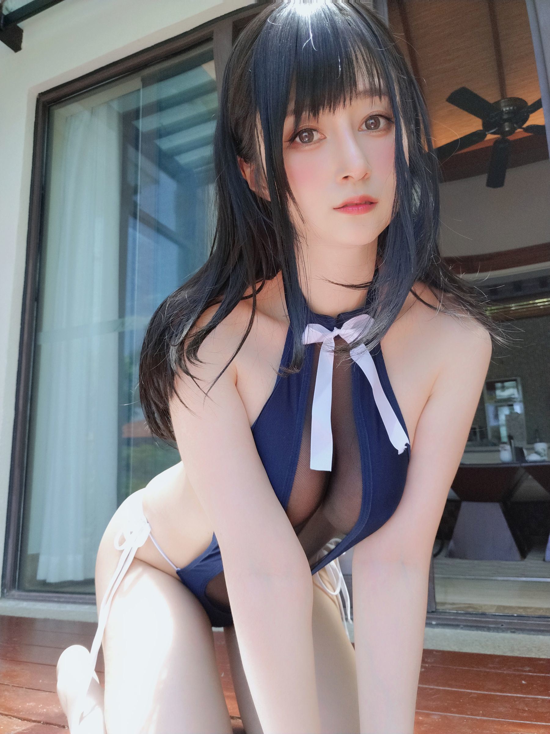 網紅COSER寫真] Coser小姐姐白銀 - 鏤空泳衣
