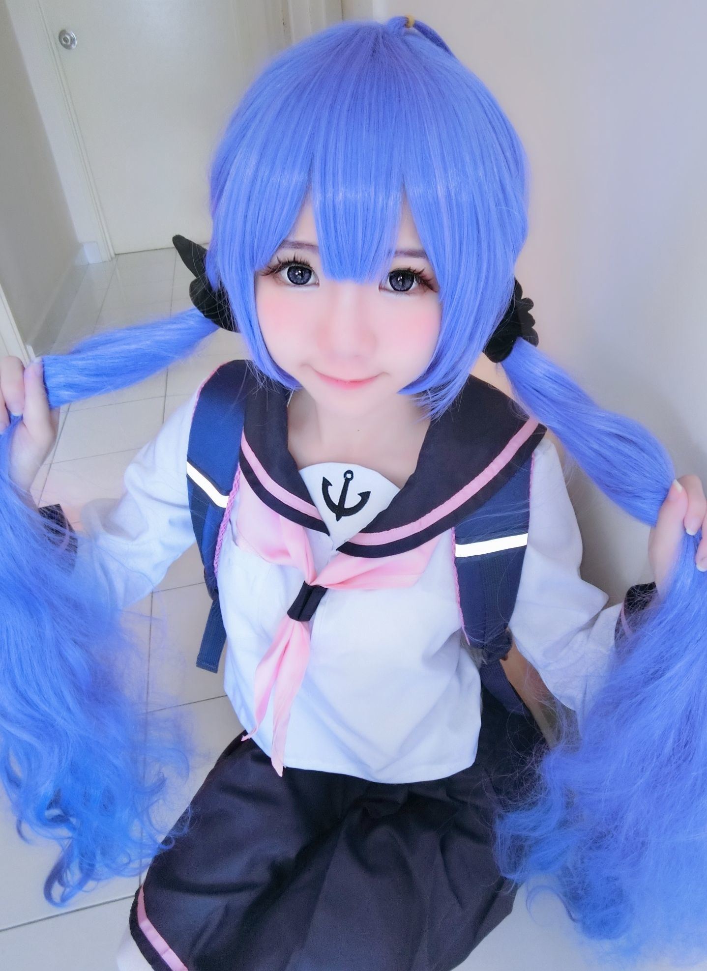 Internet Celebrity Cosplayer Photobook: Sally Dorasnow - Unicorn JK Set