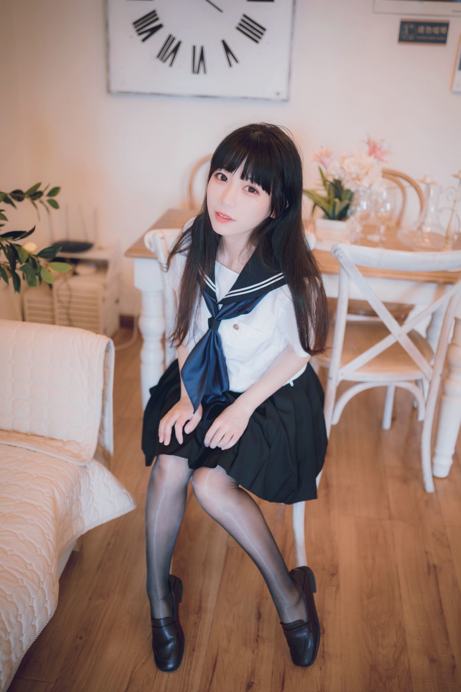 Internet Celebrity COSER Photobook] usejan - Whisper