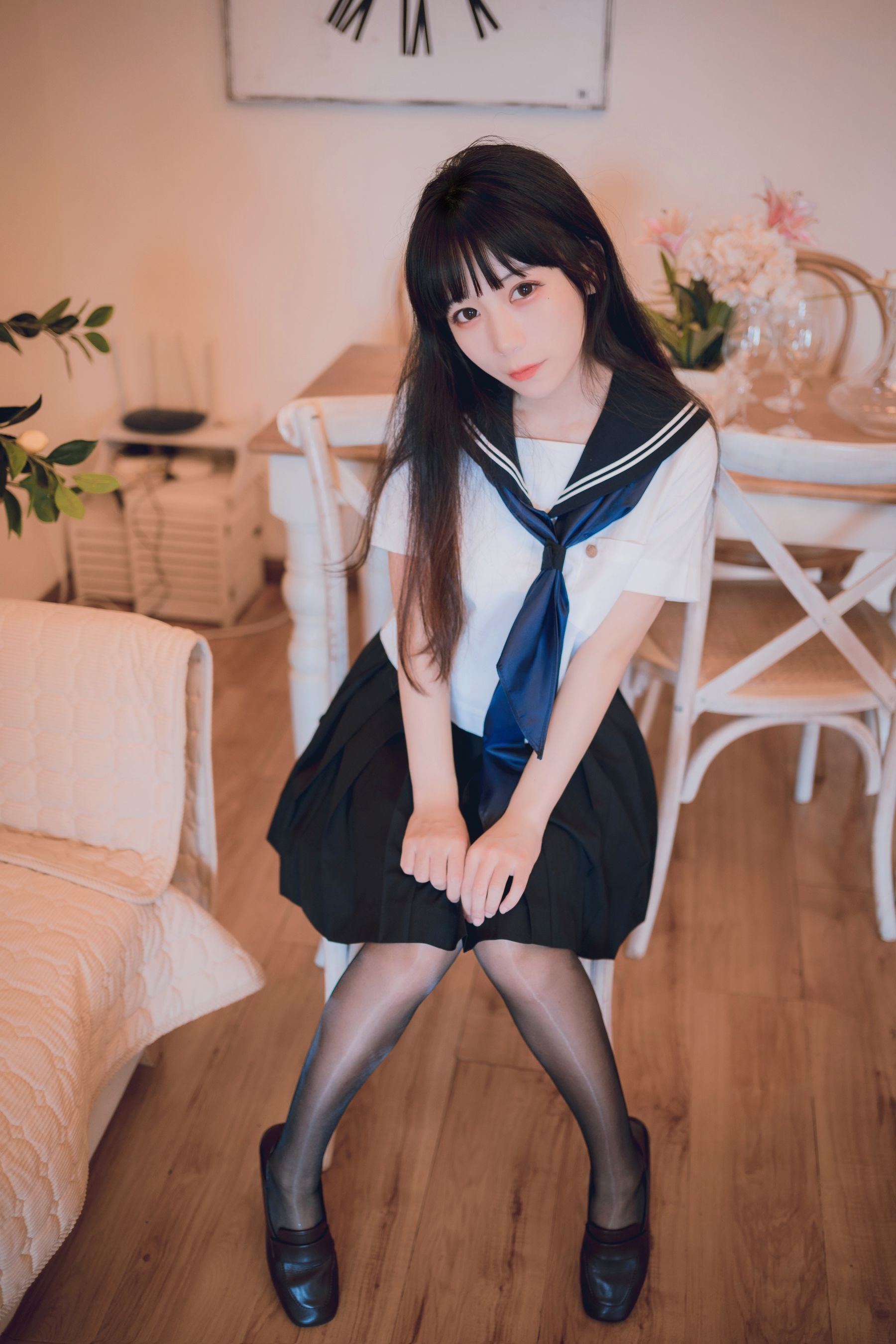 Internet Celebrity COSER Photobook] usejan - Whisper