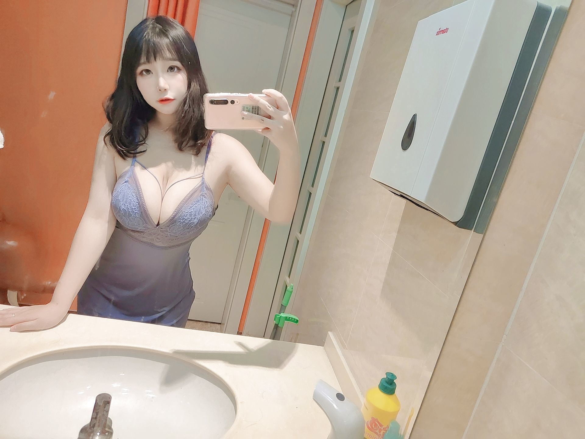 Internet Celebrity COSER Photobook] Anime Blogger Mu Ling Mu0 - Selfie 2