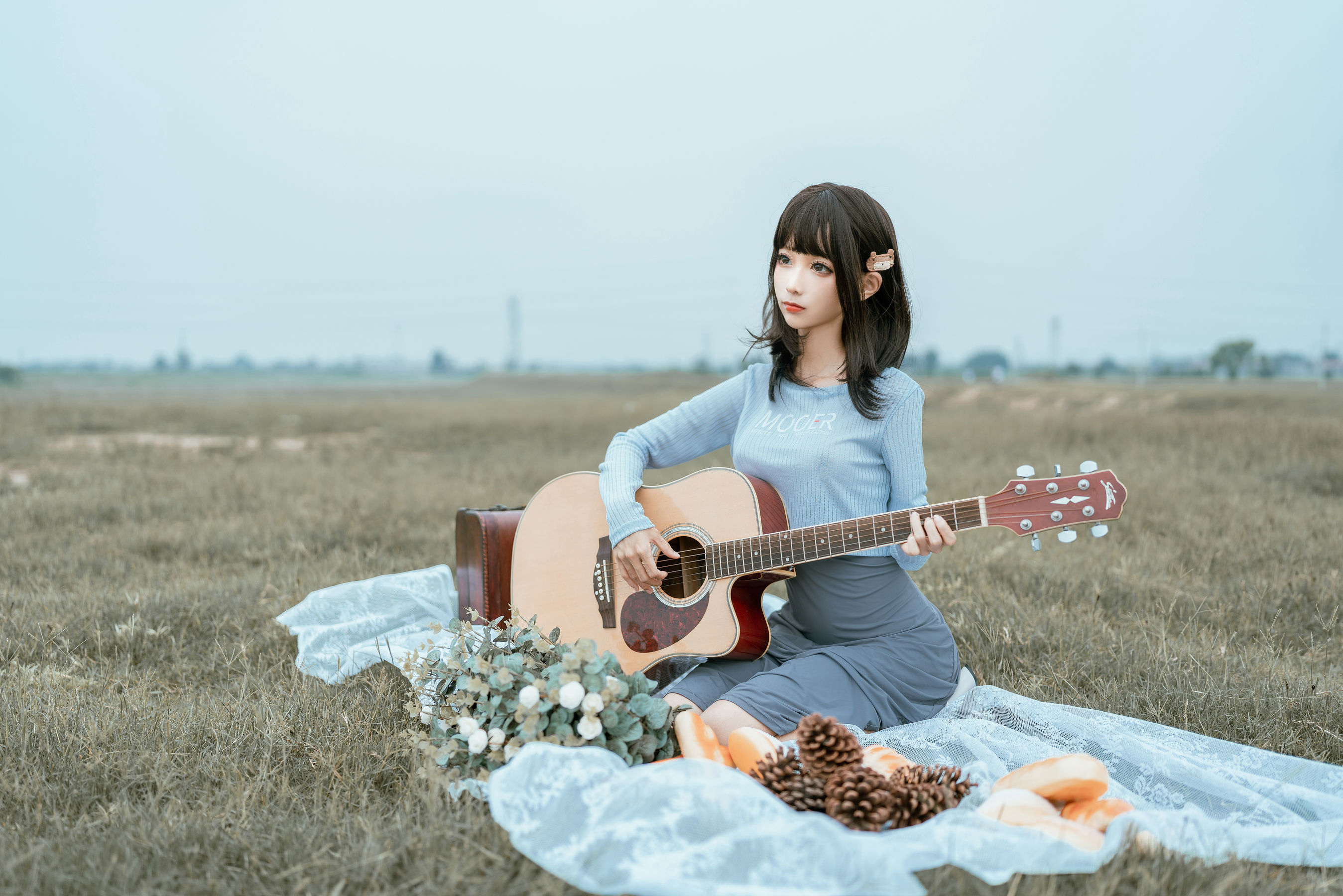Internet Celebrity COSER Photo] Anime Blogger Chun Mo Mo - Guitar Sister