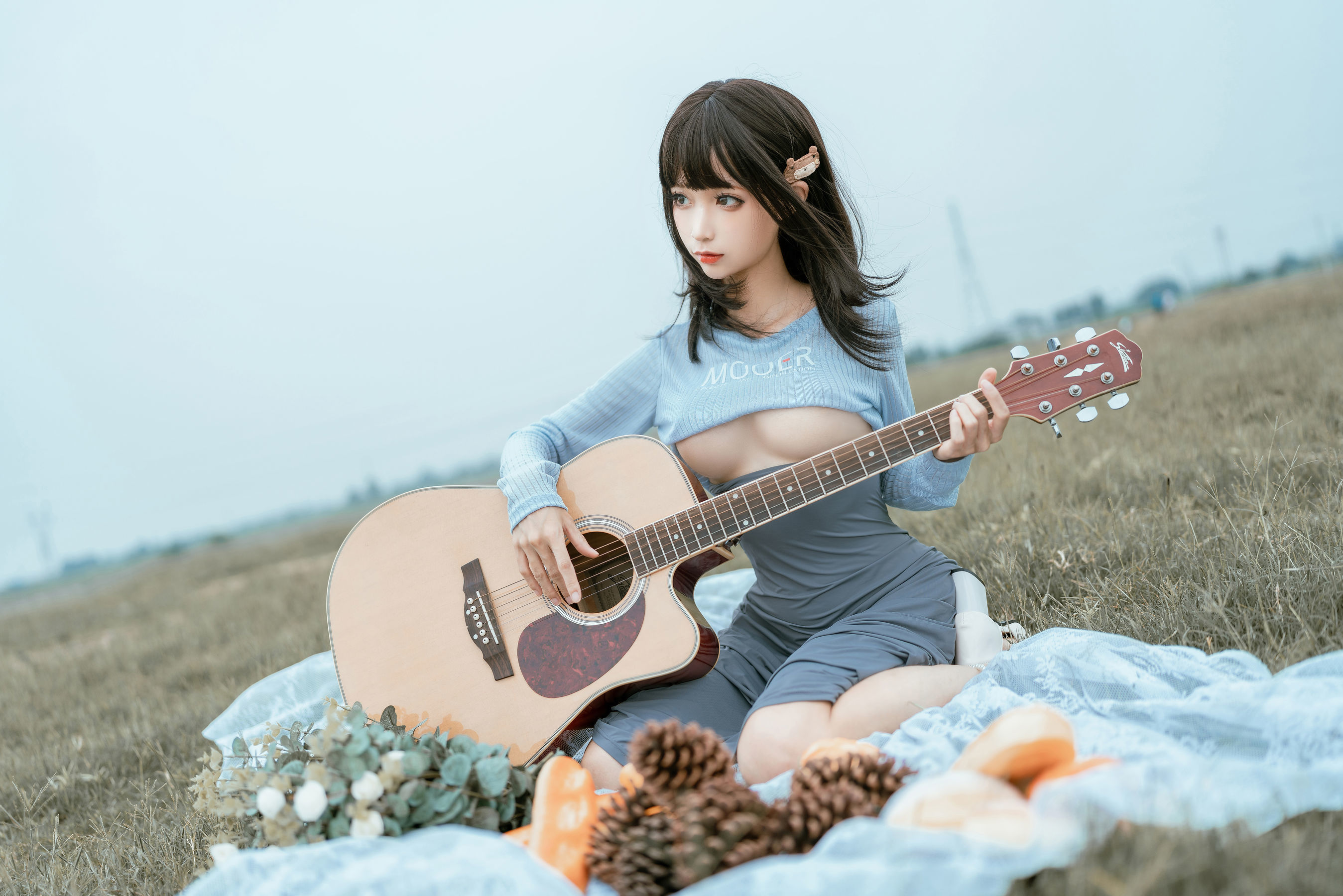 Internet Celebrity COSER Photo] Anime Blogger Chun Mo Mo - Guitar Sister
