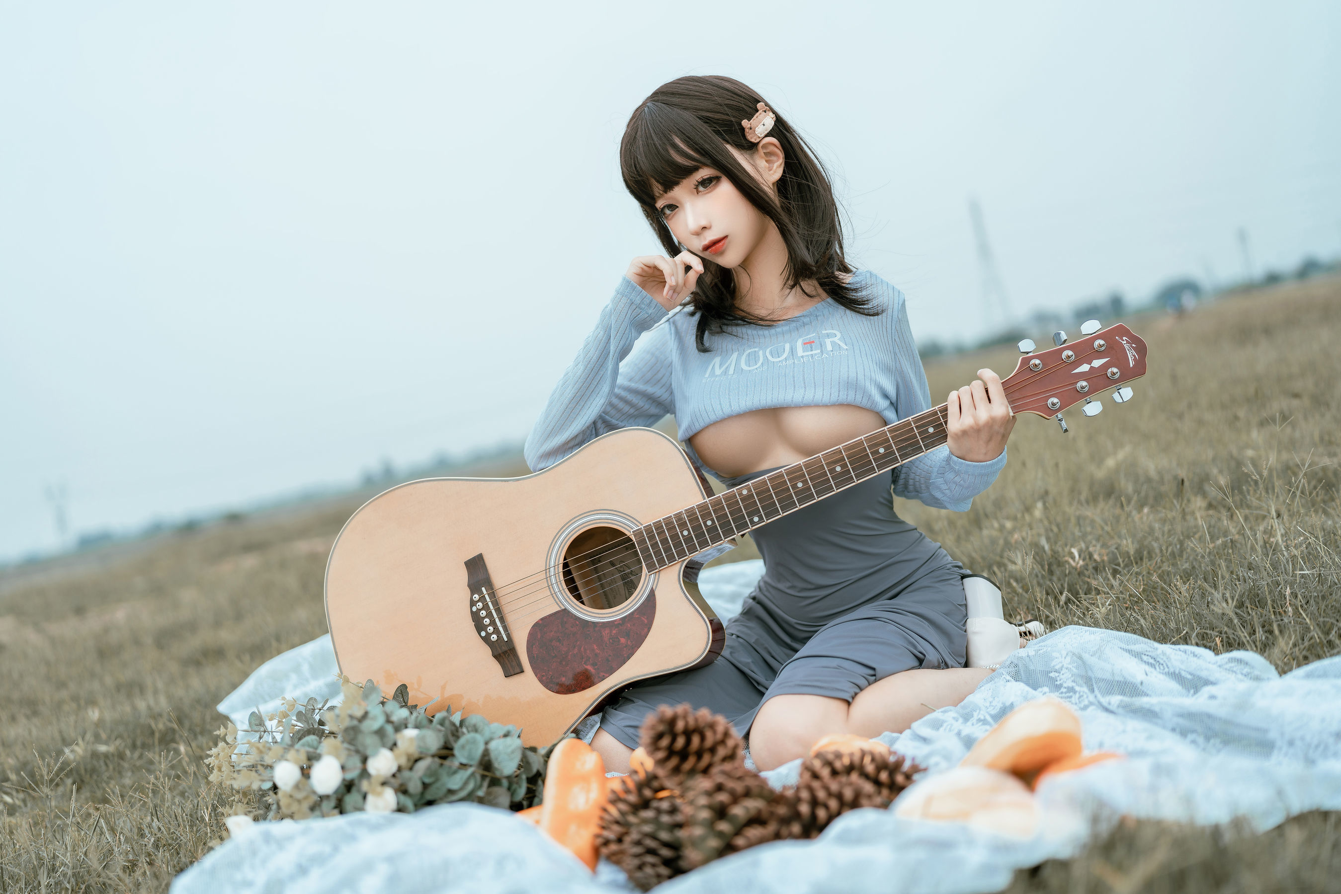 Internet Celebrity COSER Photo] Anime Blogger Chun Mo Mo - Guitar Sister