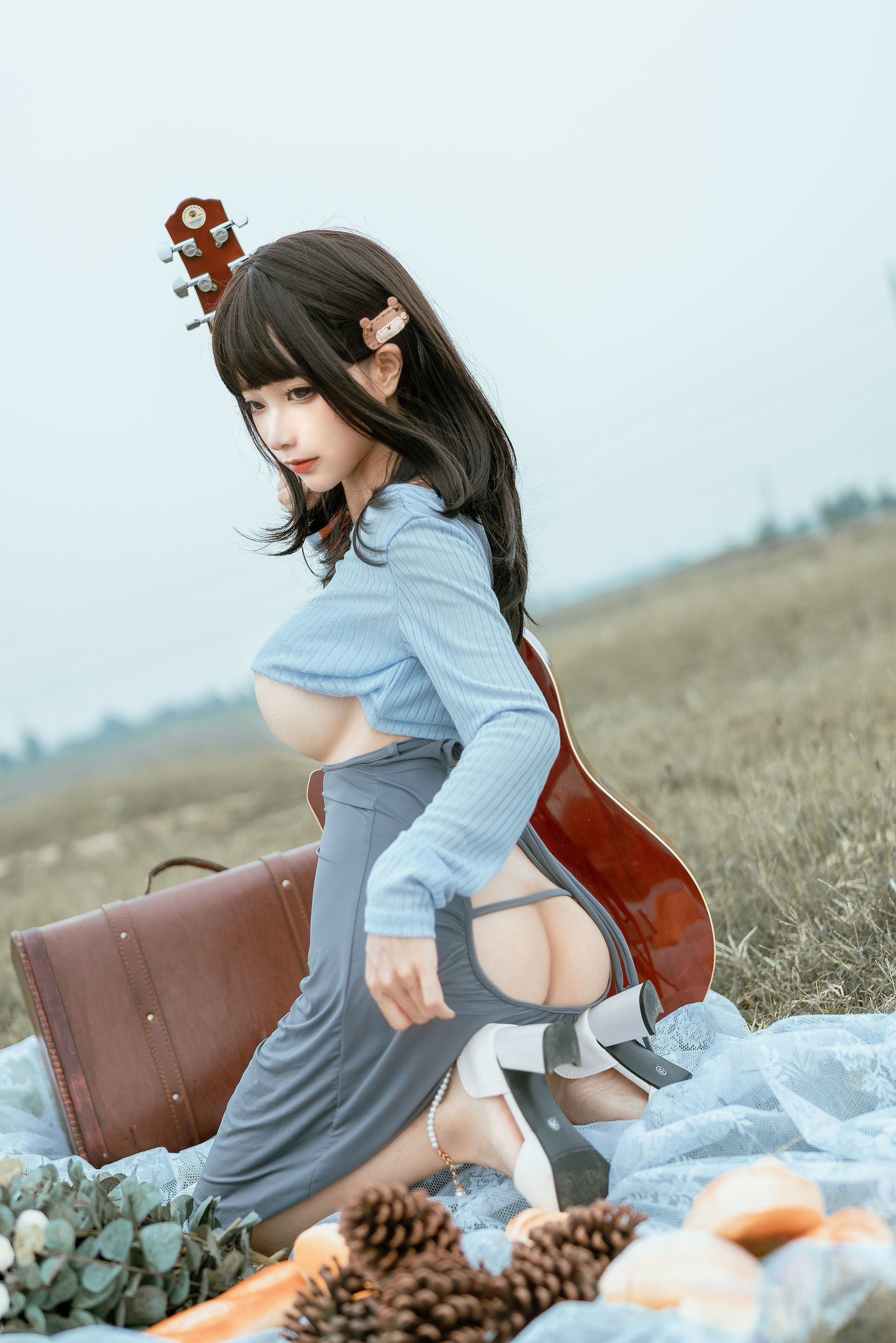 Internet Celebrity COSER Photo] Anime Blogger Chun Mo Mo - Guitar Sister