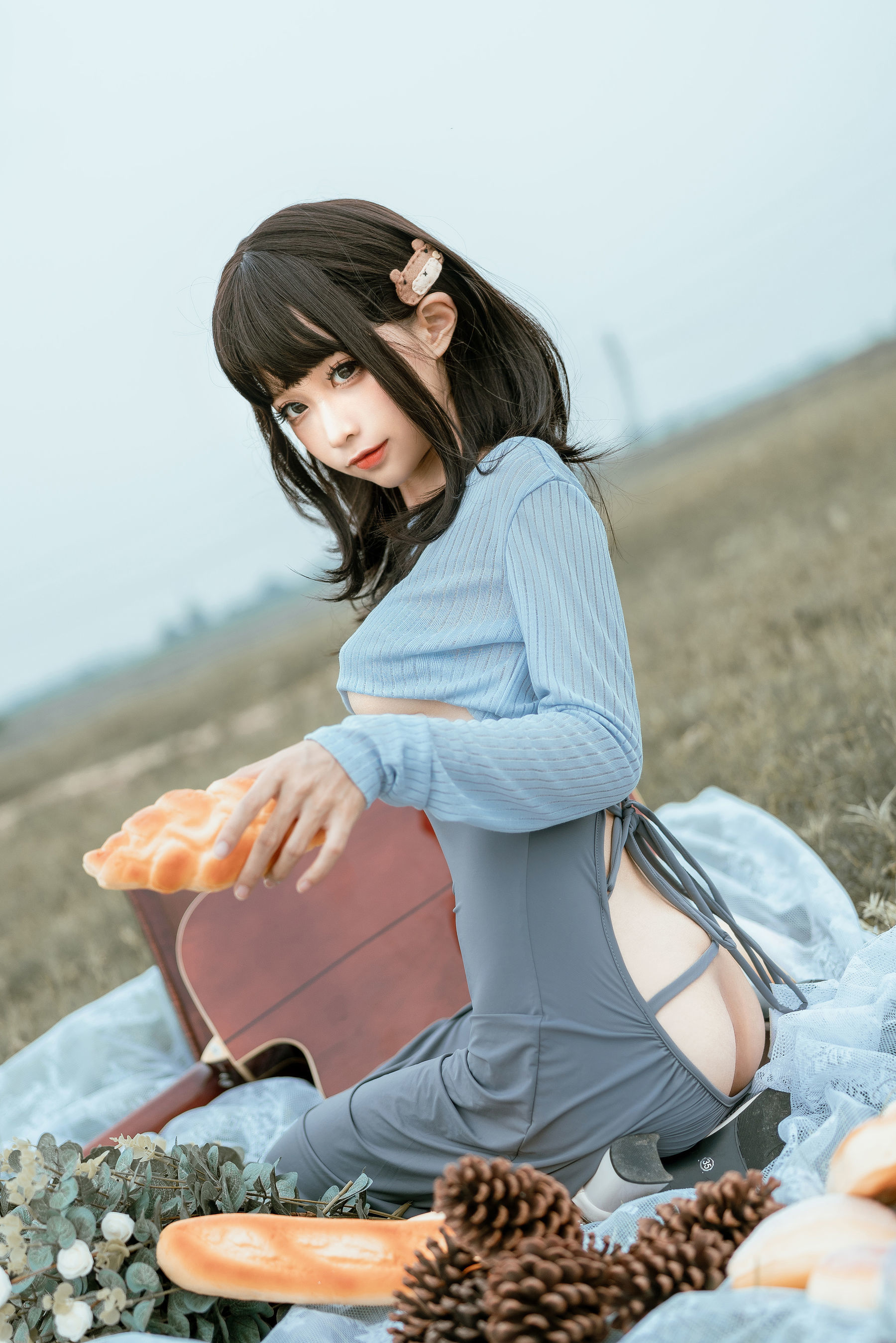 Internet Celebrity COSER Photo] Anime Blogger Chun Mo Mo - Guitar Sister