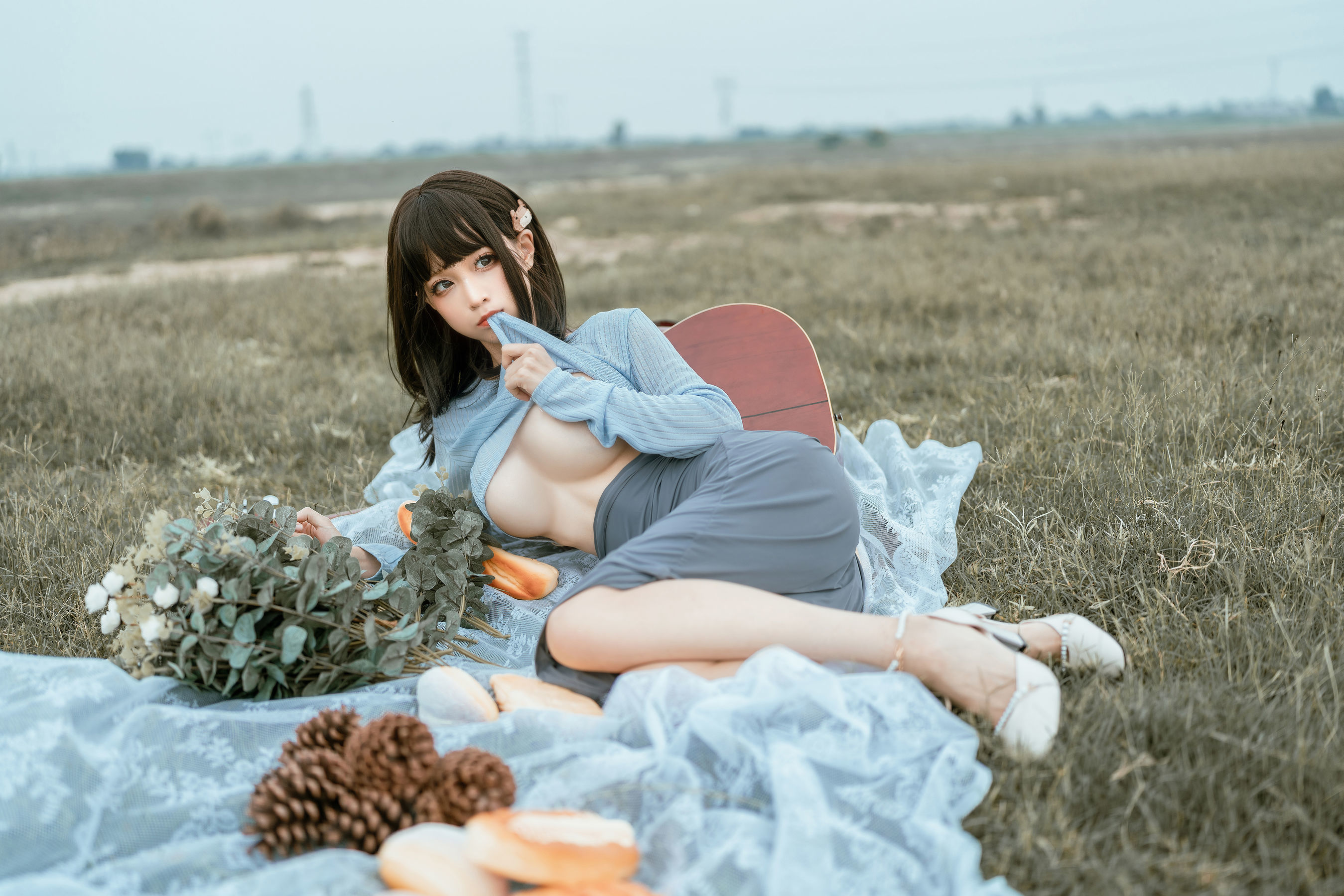 Internet Celebrity COSER Photo] Anime Blogger Chun Mo Mo - Guitar Sister