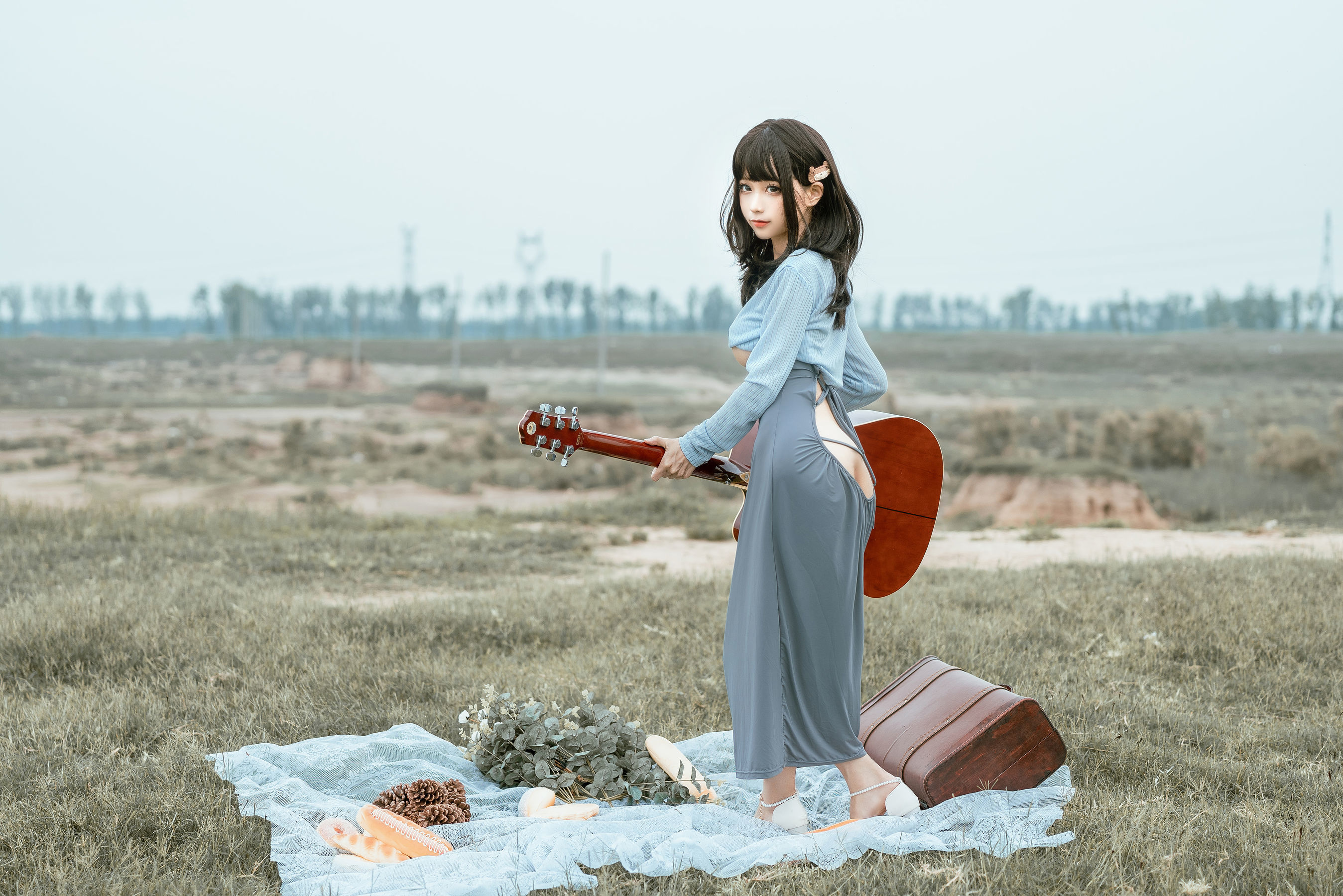 Internet Celebrity COSER Photo] Anime Blogger Chun Mo Mo - Guitar Sister