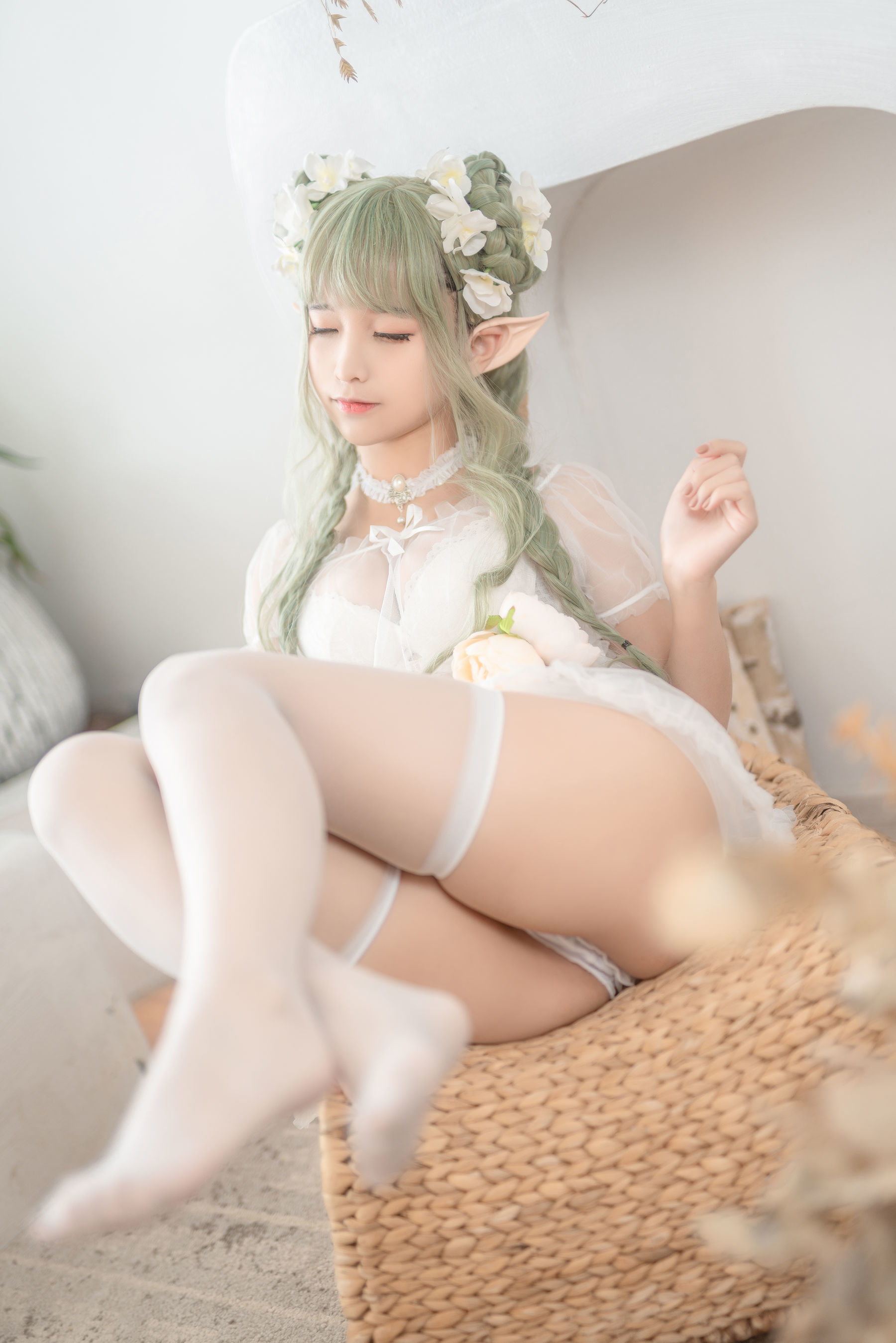Internet Celebrity COSER Photo] Anime Blogger Chun Mo Mo - Pointy-Eared Kingdom Green Elf